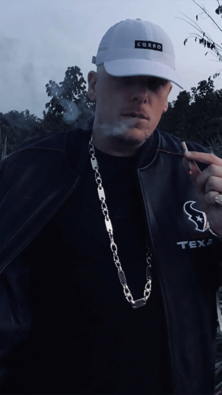 750x1340 Bonez MC und GZUZ. Strassenbande, Phone