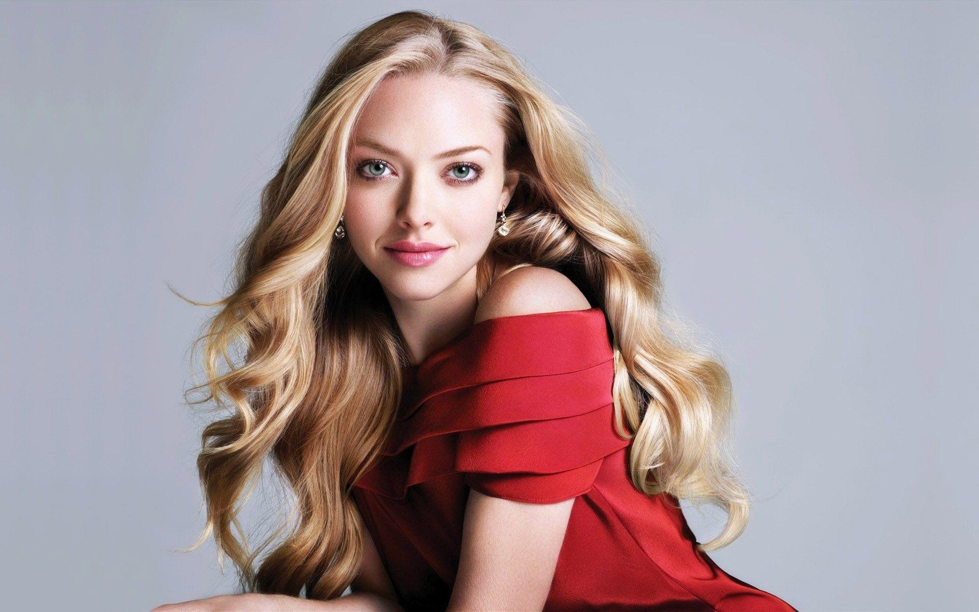 1920x1200 Amanda Seyfried, Desktop