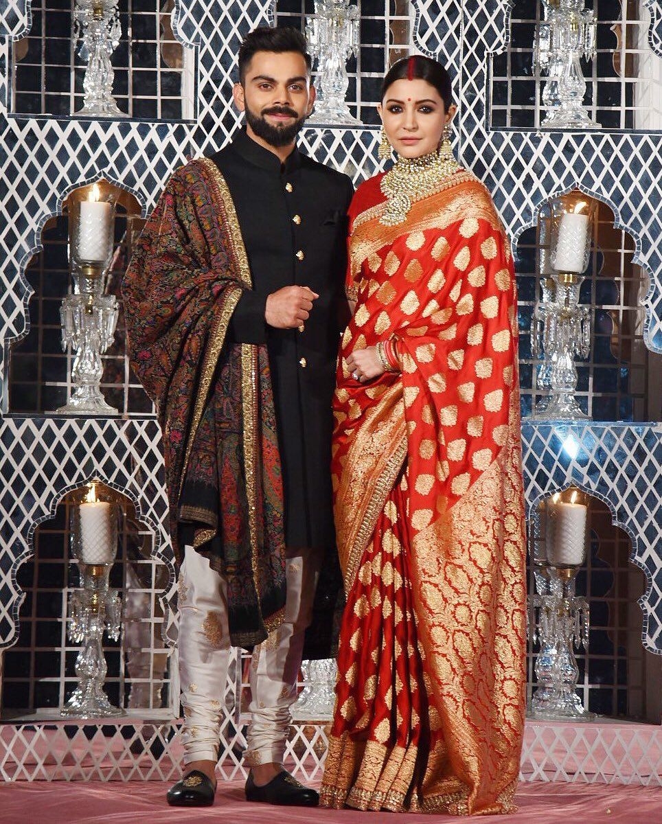 970x1200 Anushka Sharma Virat Kohli Wedding Reception Photo 00910, Phone