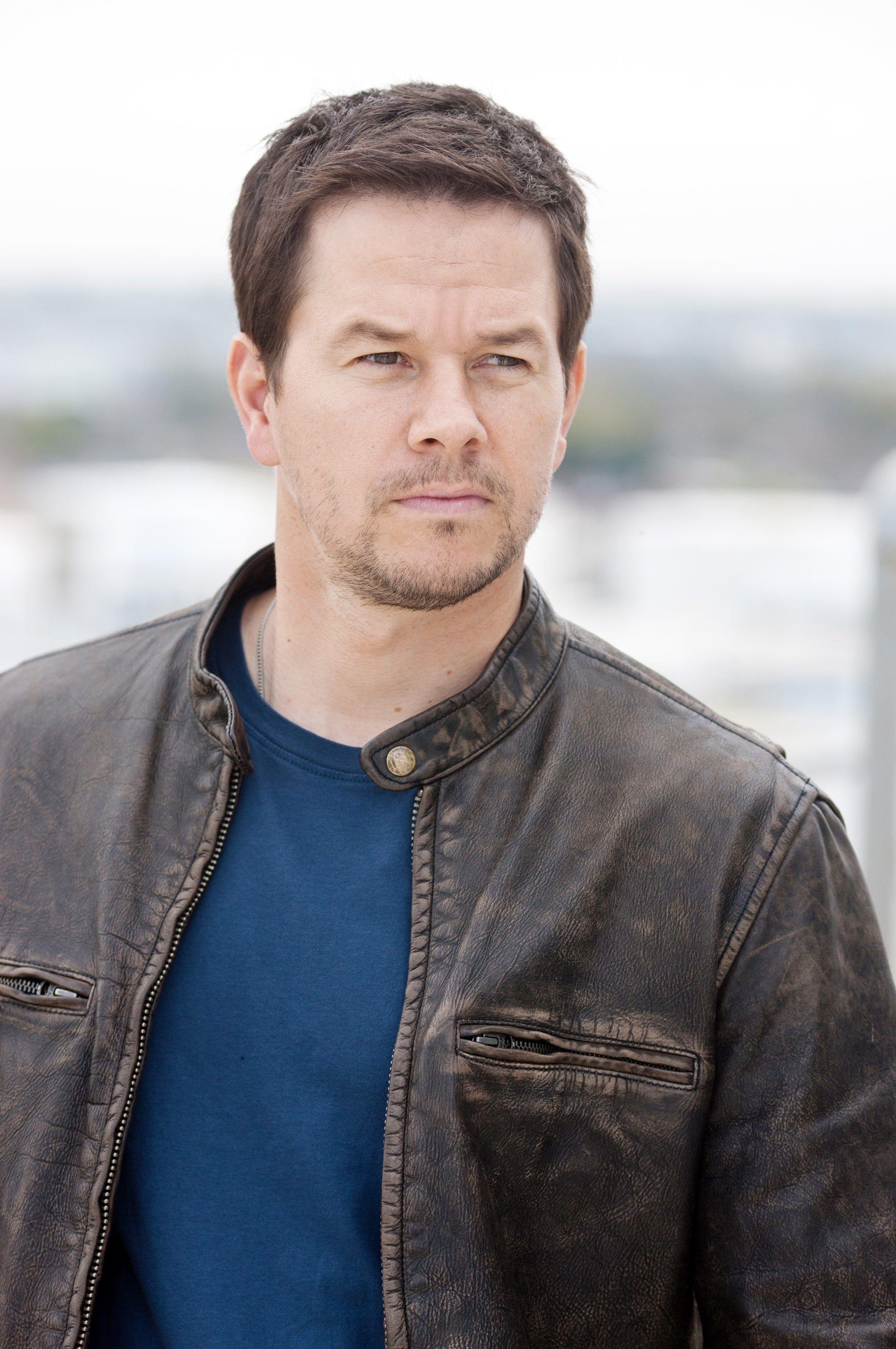 2370x3560 Mark Wahlberg HD Desktop Wallpaperwallpaper.net, Phone