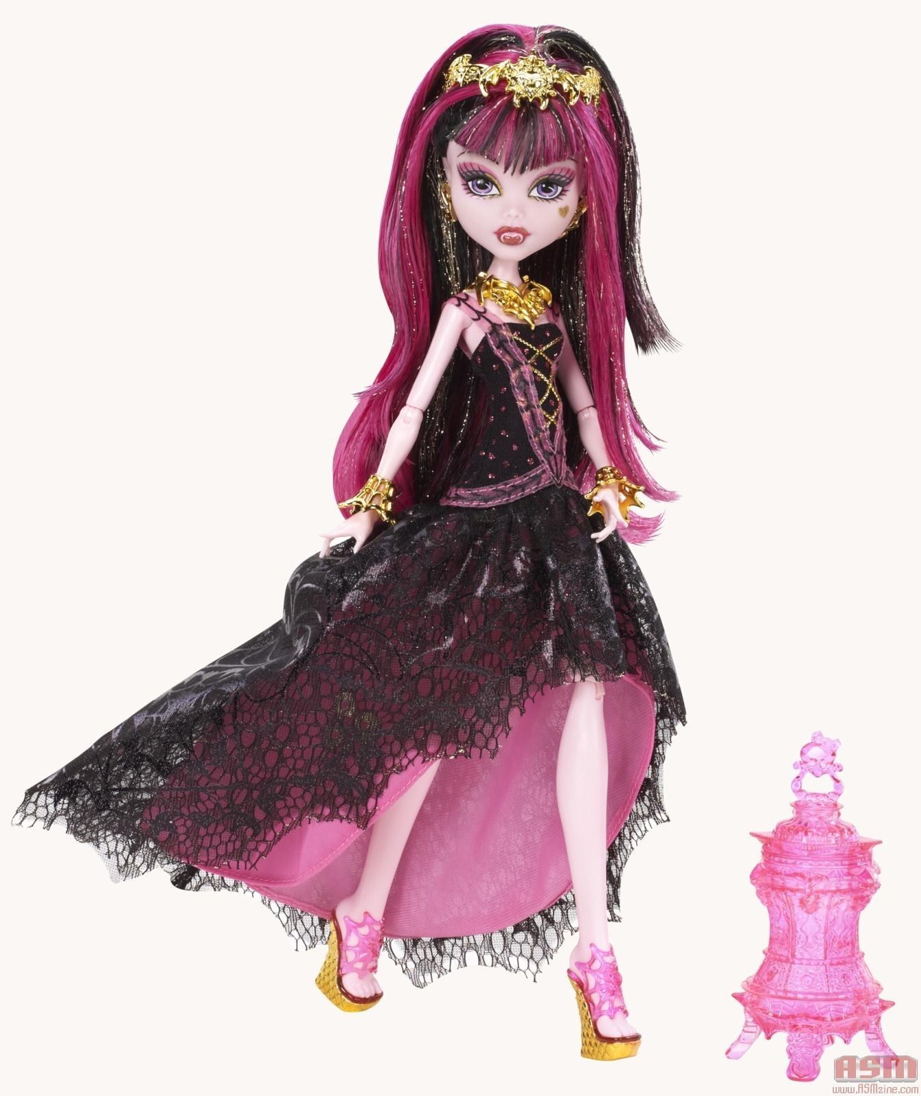 1350x1600 Wishes Haunt the Kasbah Draculaura doll High 13, Phone