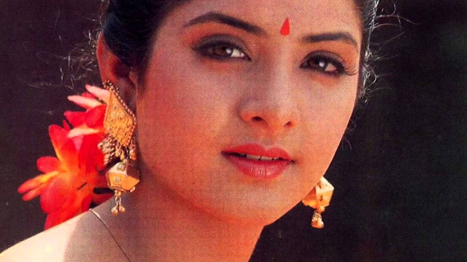 1920x1080 Divya Bharti Wallpaper, Desktop