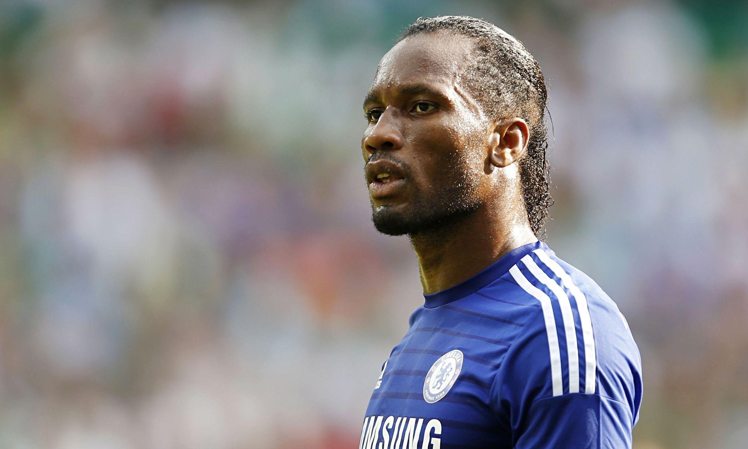 2560x1540 Didier Drogba HD Wallpaper, Desktop