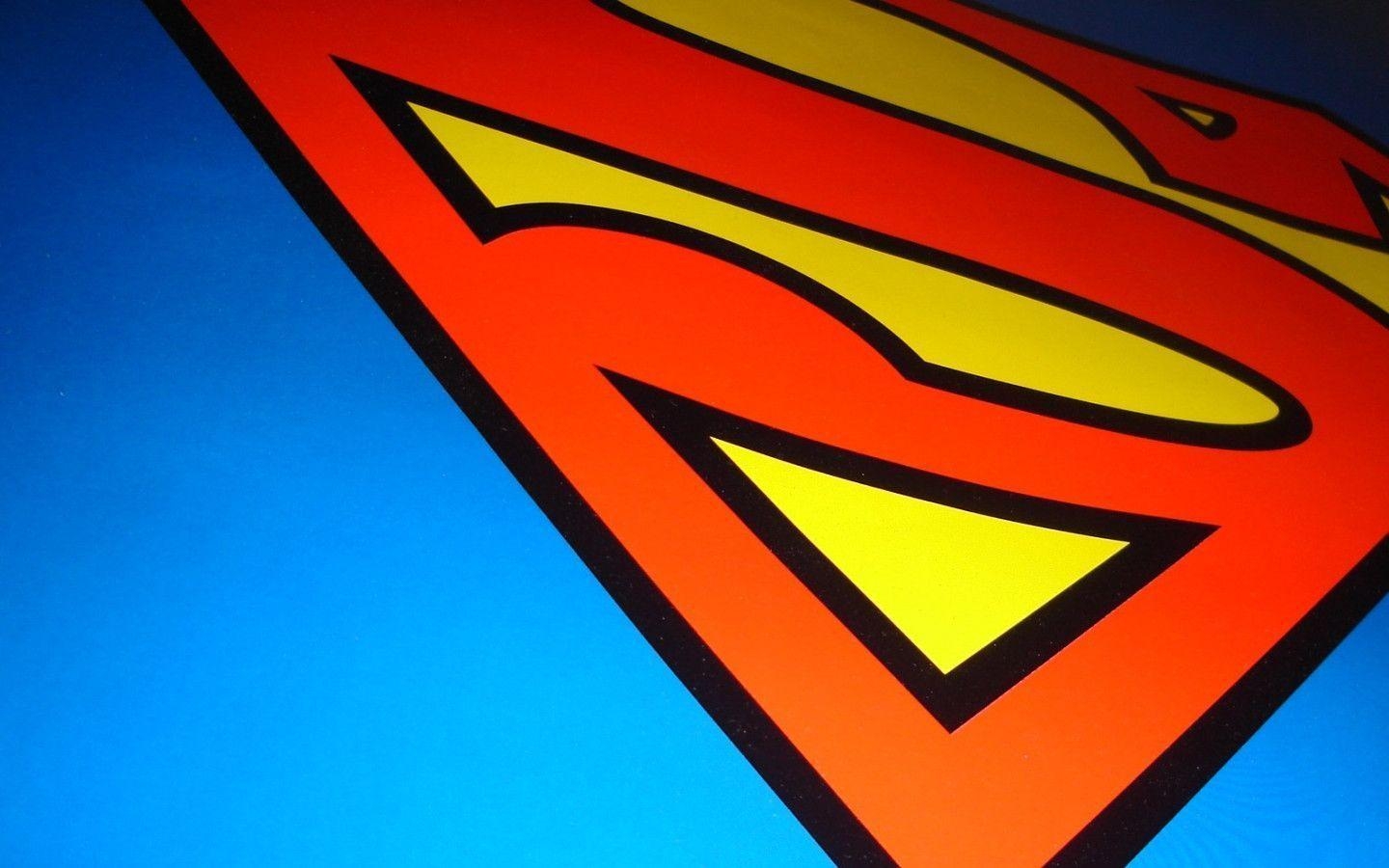 1440x900 Superman Watch, Desktop