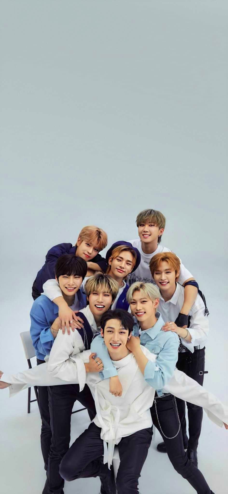 950x2050 Stray Kids Wallpaper, Phone