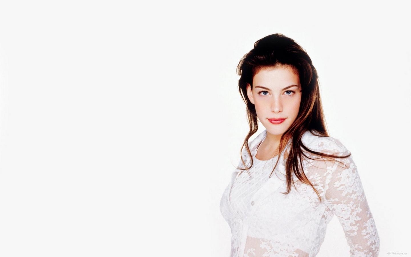 1440x900 Download wallpaper  liv tyler, brunette, eyes, dress, Desktop