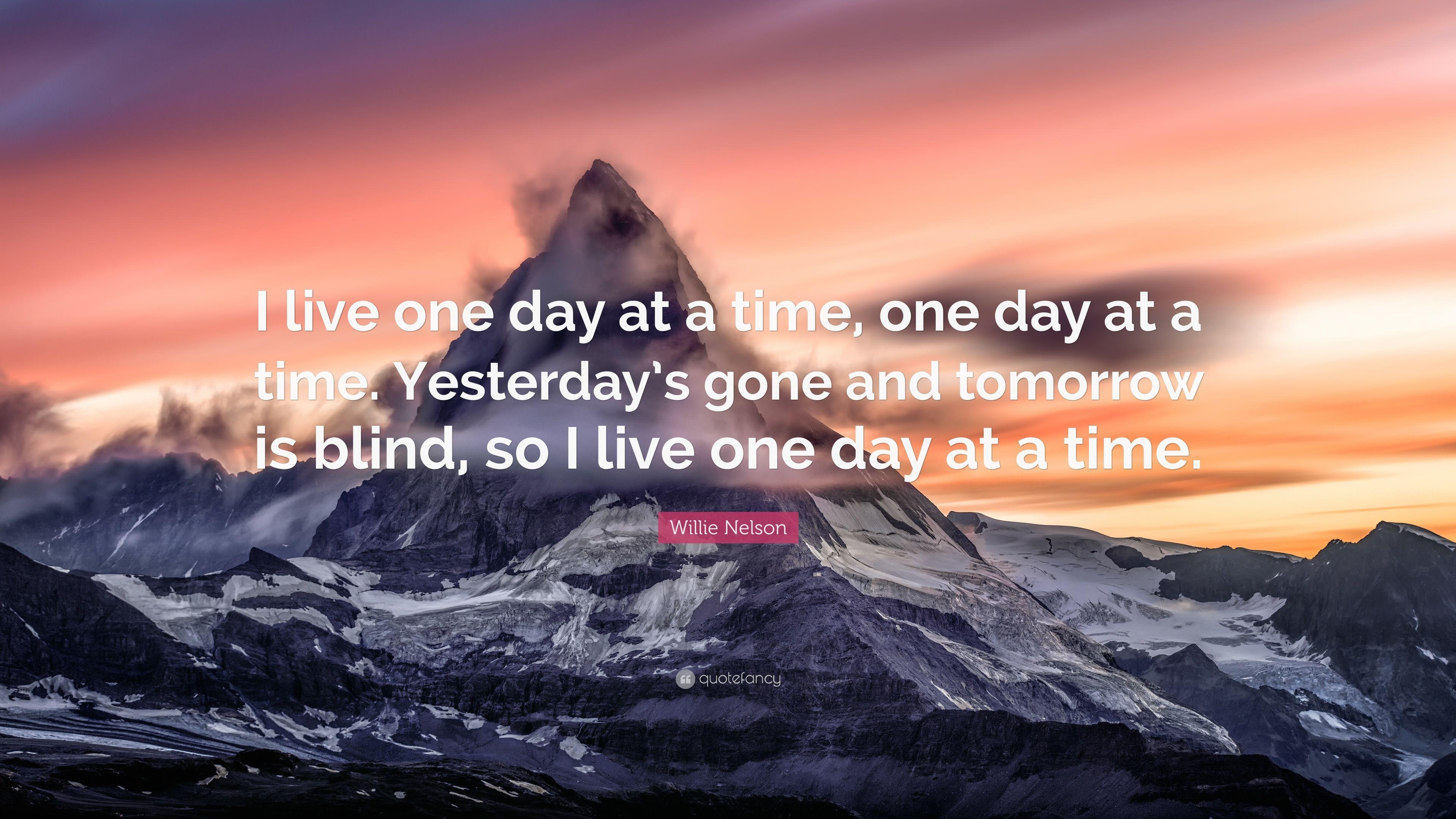 3840x2160 Willie Nelson Quote: “I live one day at a time, one day at a time, Desktop