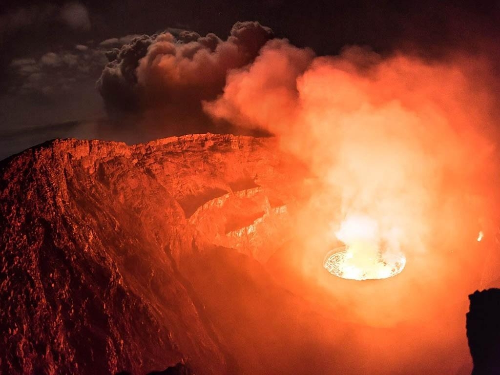 1030x770 Nyiragongo Volcano, Desktop