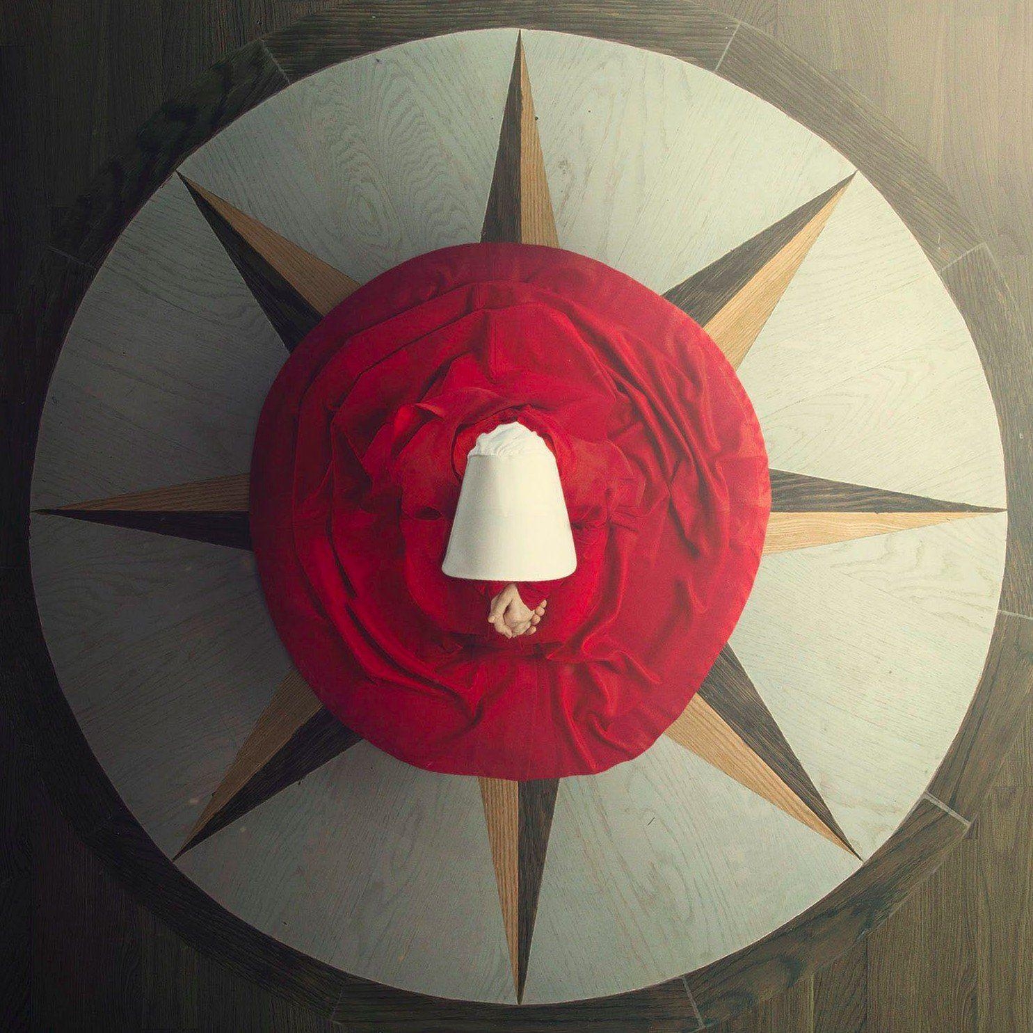 1490x1490 Handmaid's Tale TV Show Details 2017, Phone