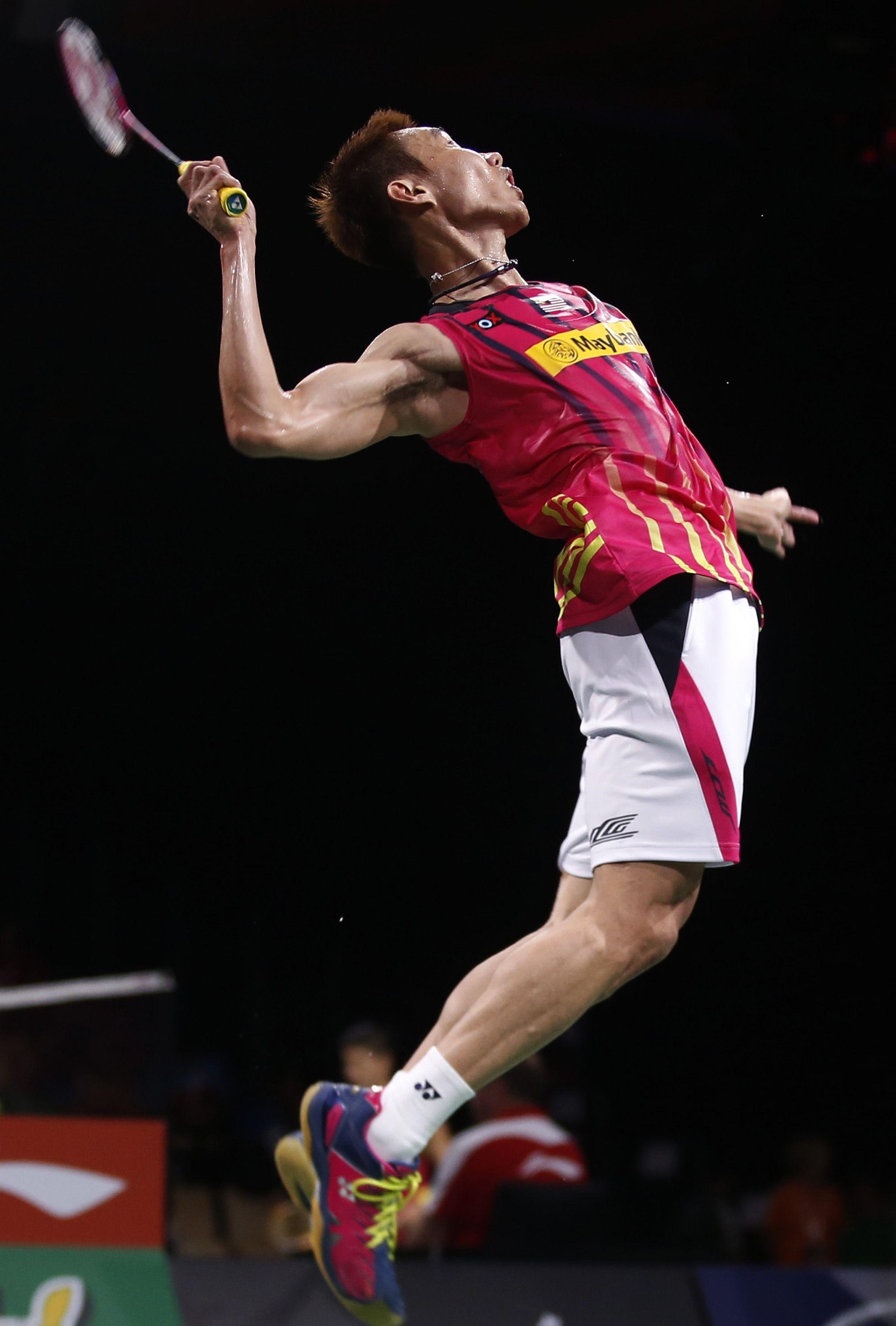 2030x3000 Lee Chong Wei sets up and says I'm still not 100 percent but I hope, Phone