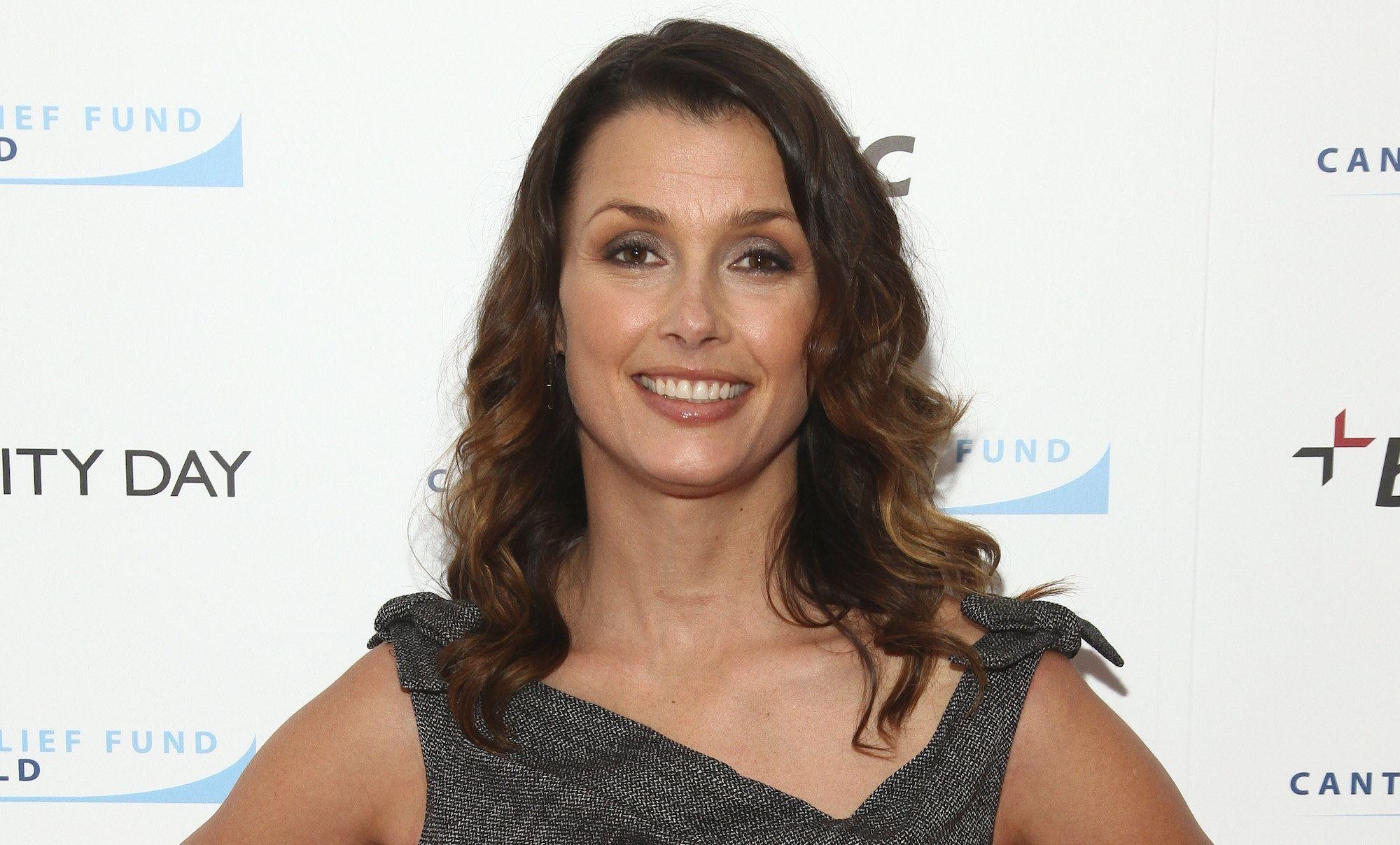 2000x1210 Bridget Moynahan Background, Desktop