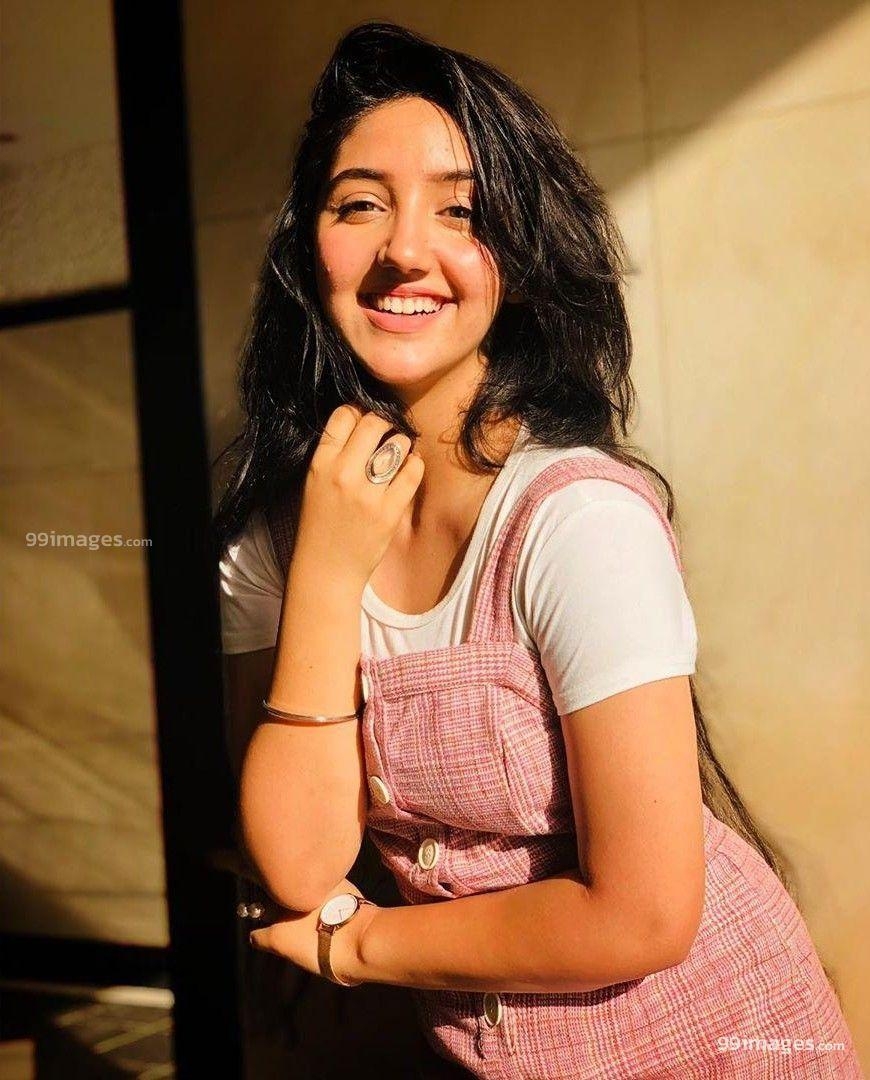 870x1080 Ashnoor Kaur Image, HD Photo (1080p), Wallpaper, Phone