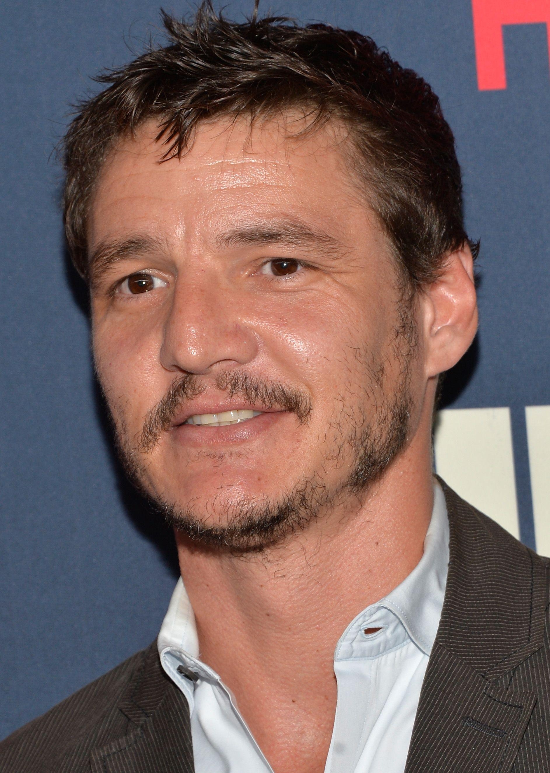 1890x2650 Pedro Pascal HD Wallpaper, Phone