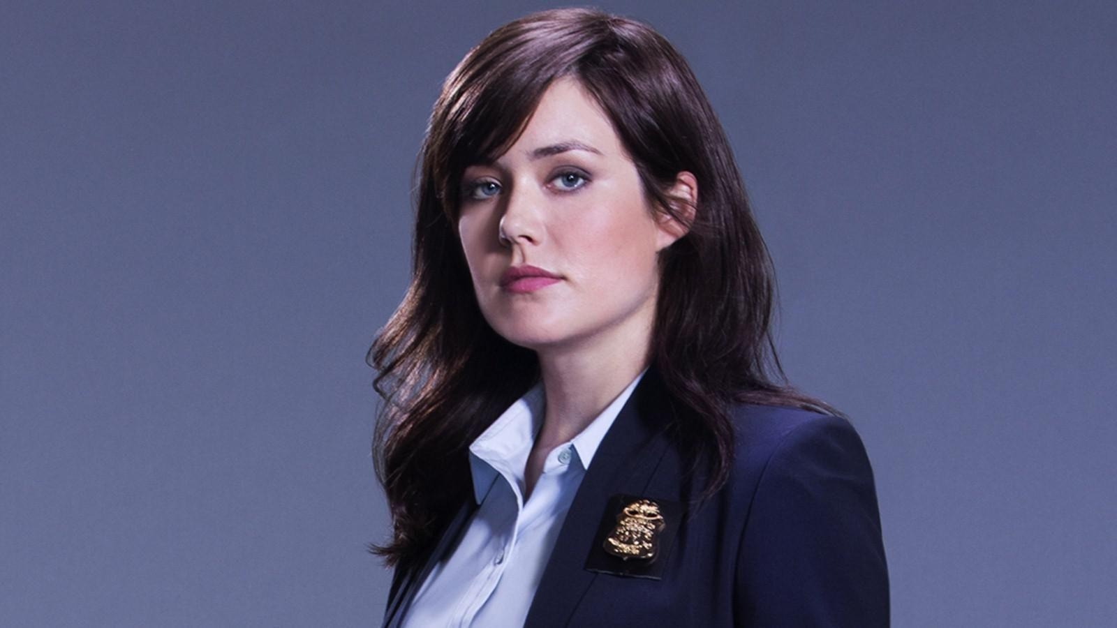 1600x900 Megan Boone HD desktop wallpaper, Widescreen, High Definition, Desktop