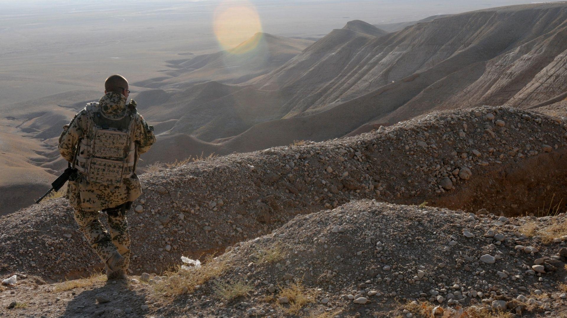 1920x1080 Soldier #Military #Gun #Desert #Nature #Landscape #Bundeswehr, Desktop