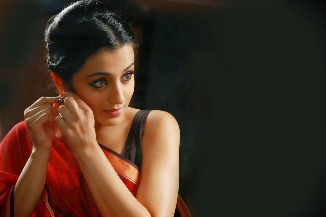 1280x860 Telgu Actress Trisha Krishnan hot photo HD wallpaper, Desktop