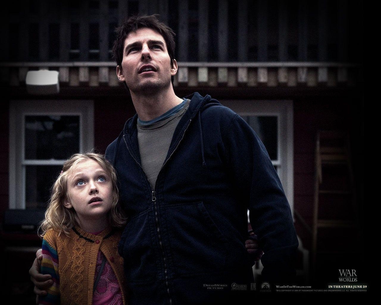 1280x1030 Tom Cruise, War of the Worlds: a summer blockbuster regardless, Desktop