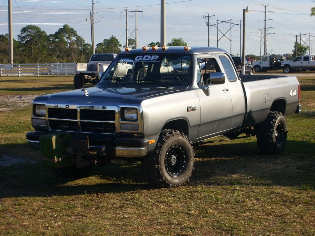 1030x770 Show your lifted 1st gen. trucks. Jacked up trucks, Diesel trucks, Lifted trucks, Desktop