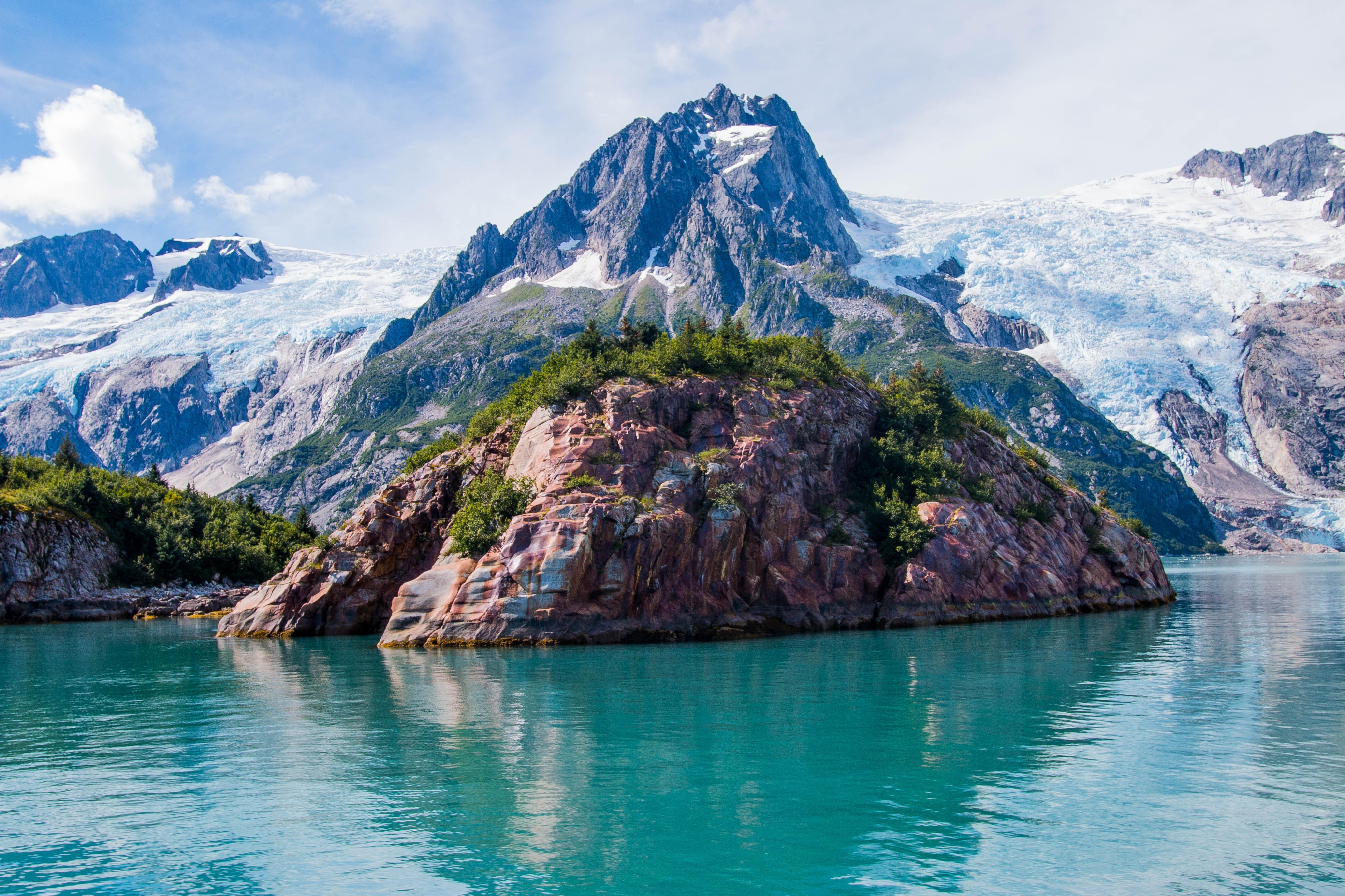 5480x3650 The impenetrable beauty of Kenai Fjords National Park, Alaska, USA, Desktop