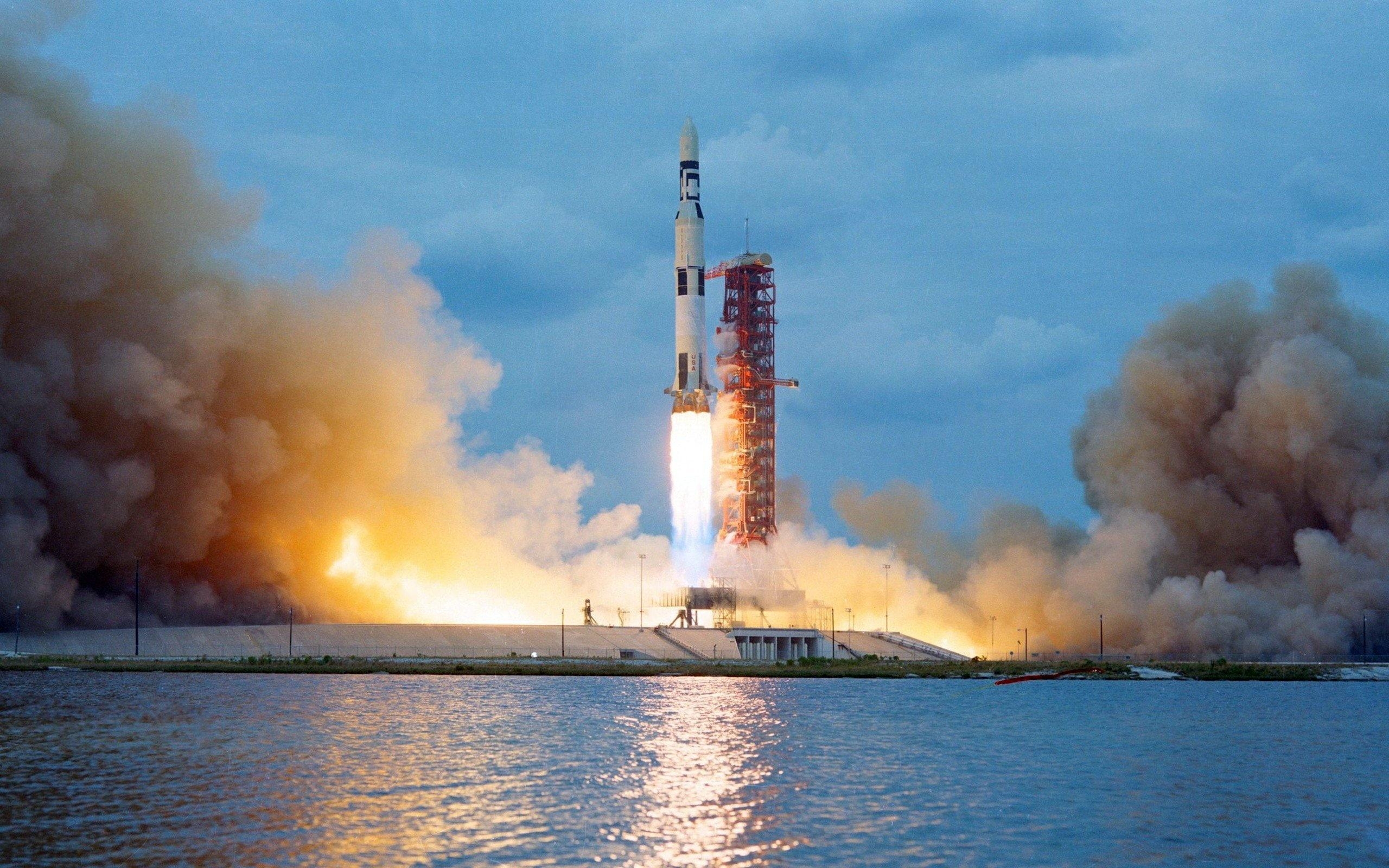 2560x1600 HD wallpaper: Apollo, launch Pads, NASA, rocket, Saturn V, Scanned, Desktop