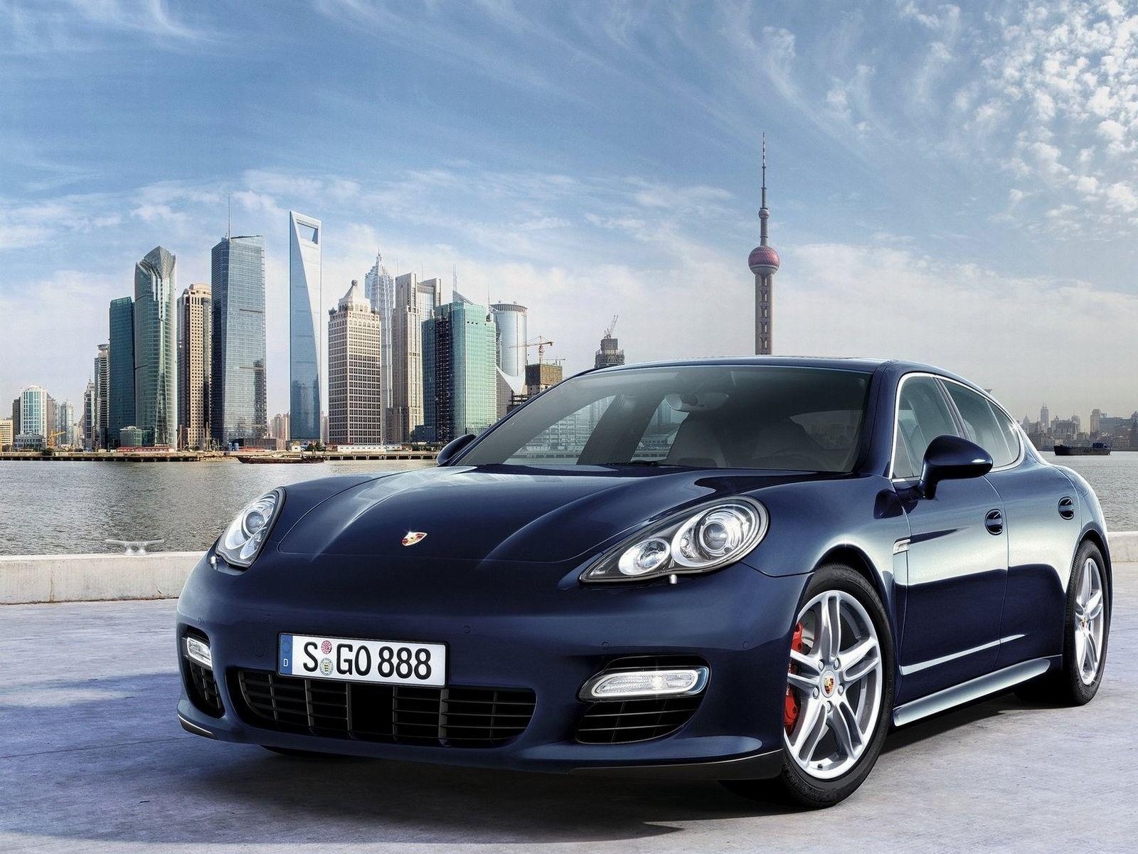 1600x1200 Porsche Panamera wallpaper. Porsche Panamera, Desktop