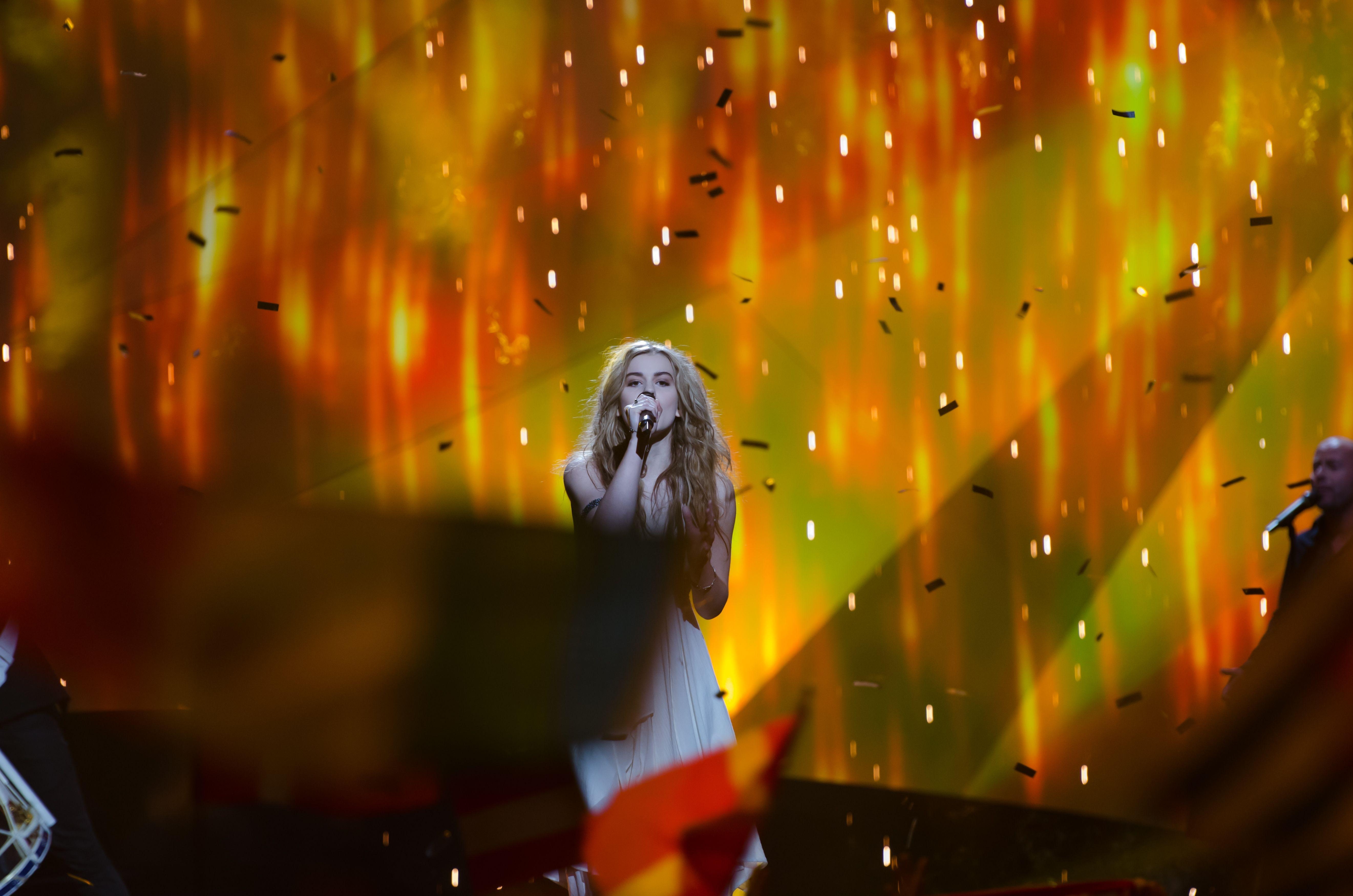 5290x3500 Anuk singing at Eurovision 2013 wallpaper and image, Desktop