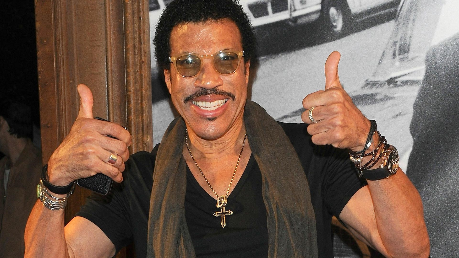 1920x1080 Lionel Richie Smile Wallpaper 60793  px, Desktop