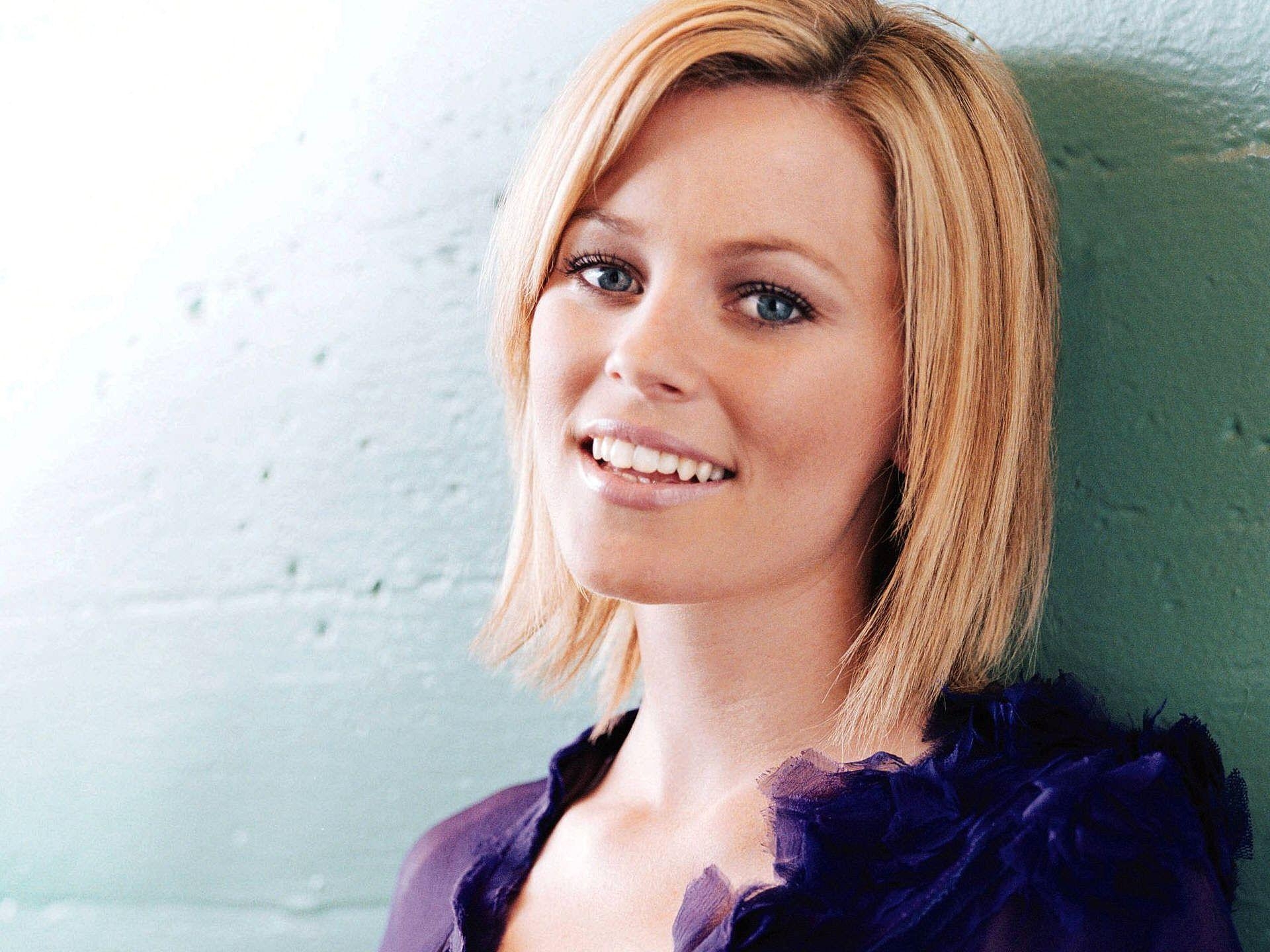 1920x1440 HD Elizabeth Banks Wallpaper, Desktop