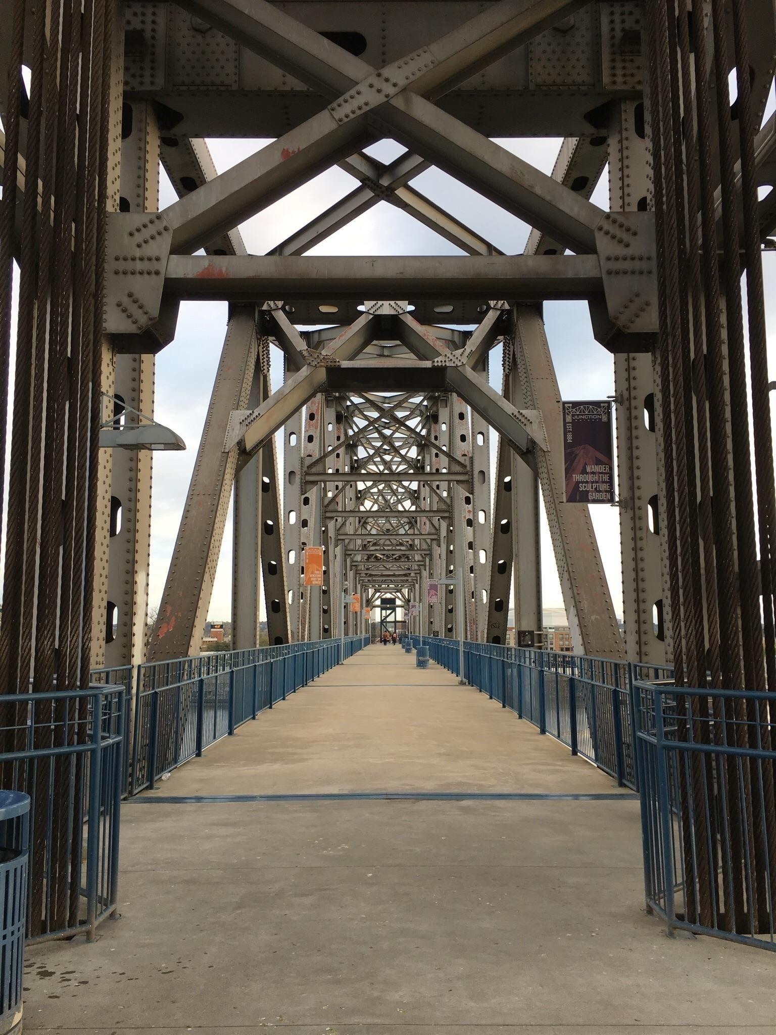 1540x2050 Junction Bridge in Little Rock AR [OC] [] Want an iPad Air, Phone