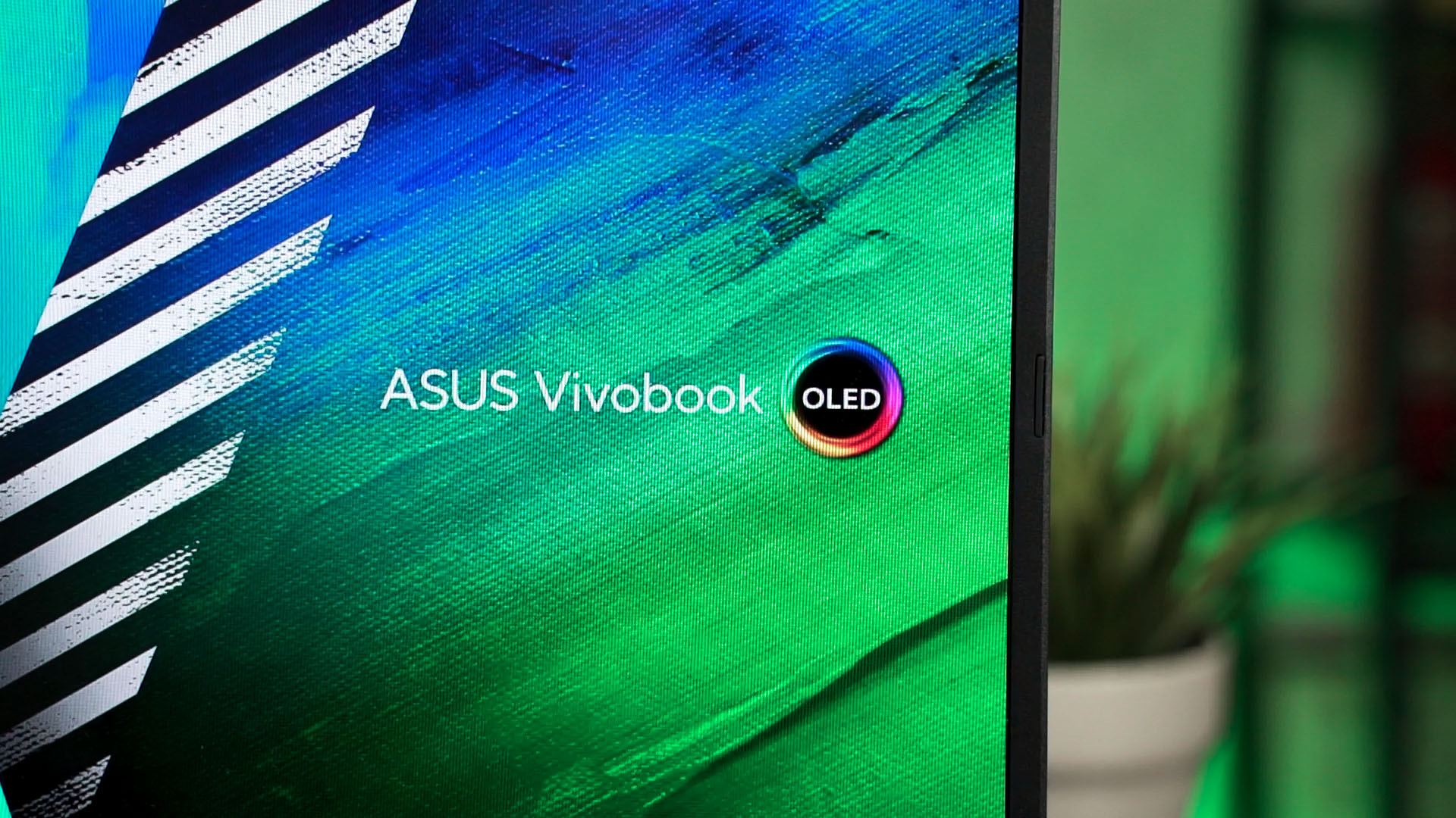 1920x1080 Portable OLED gaming is now possible with the ASUS Vivobook Pro 15 OLED, Desktop