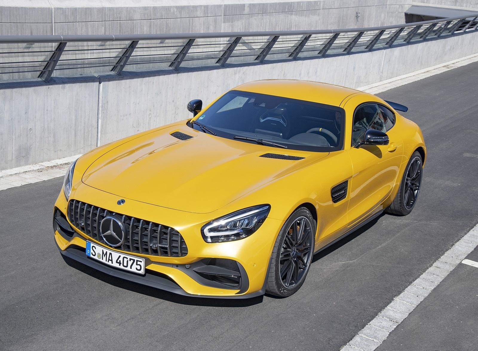 1600x1180 Mercedes AMG GT Coupe And Roadster Wallpaper HD Image, Desktop