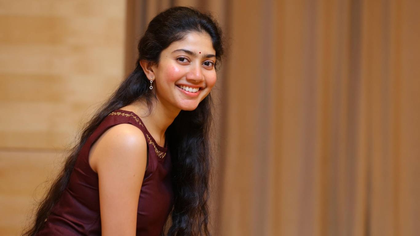 1370x770 Sai Pallavi Wallpaper Free Sai Pallavi Background, Desktop