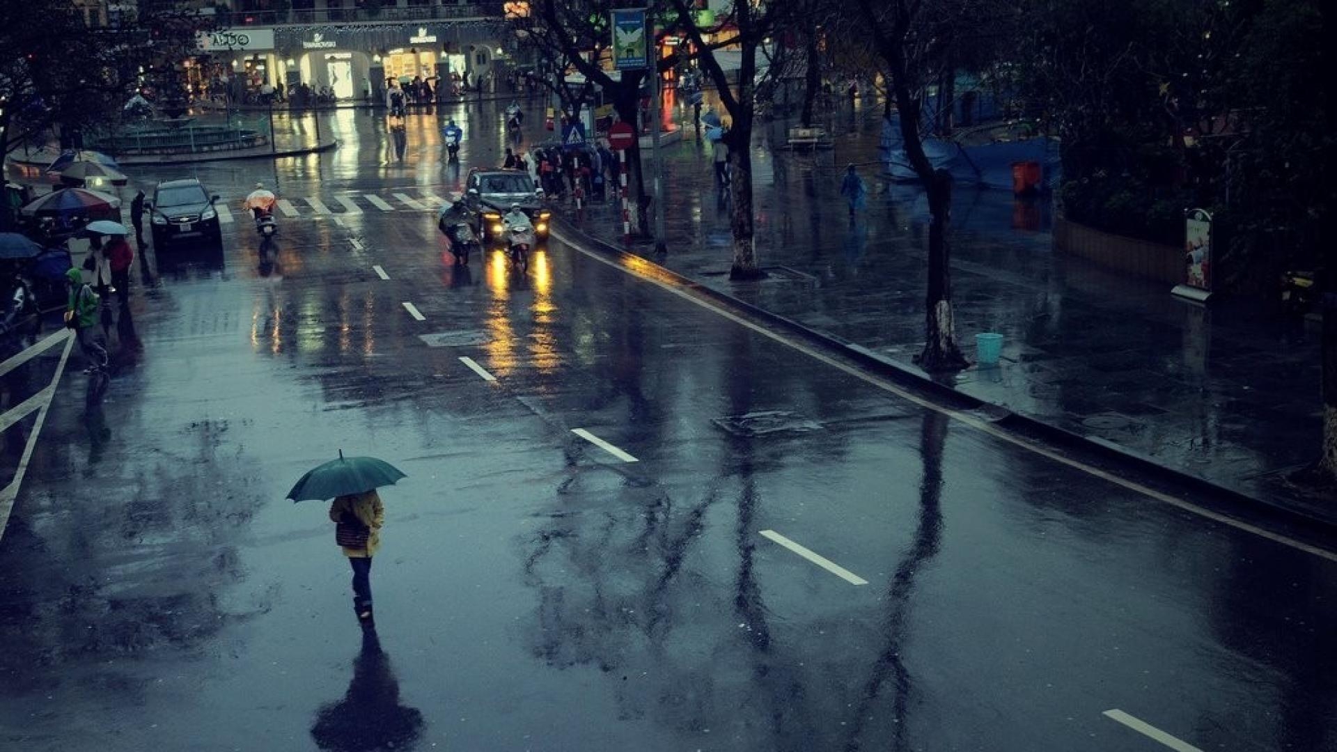 1920x1080 Cityscapes streets rain cars roads motorbikes umbrellas hanoi, Desktop