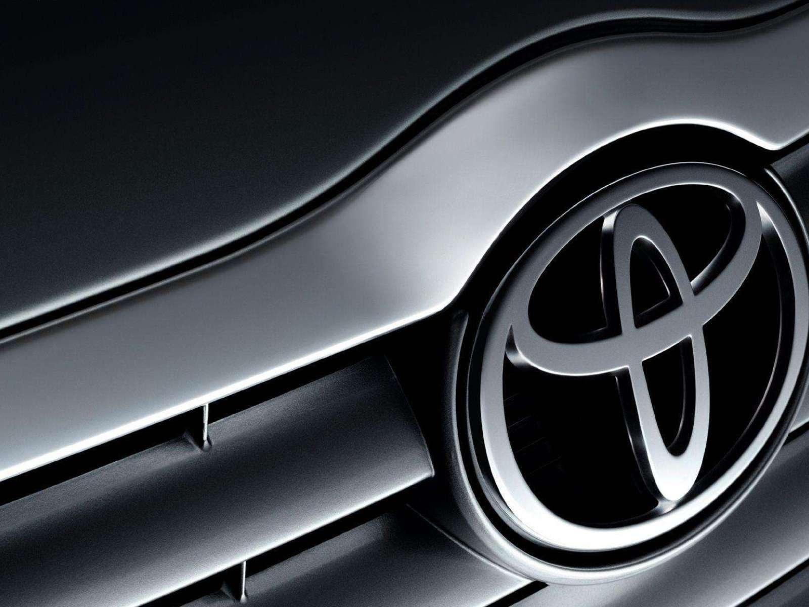 1600x1200 Toyota Grille Logo Wallpaper Download Wallpaper, Desktop