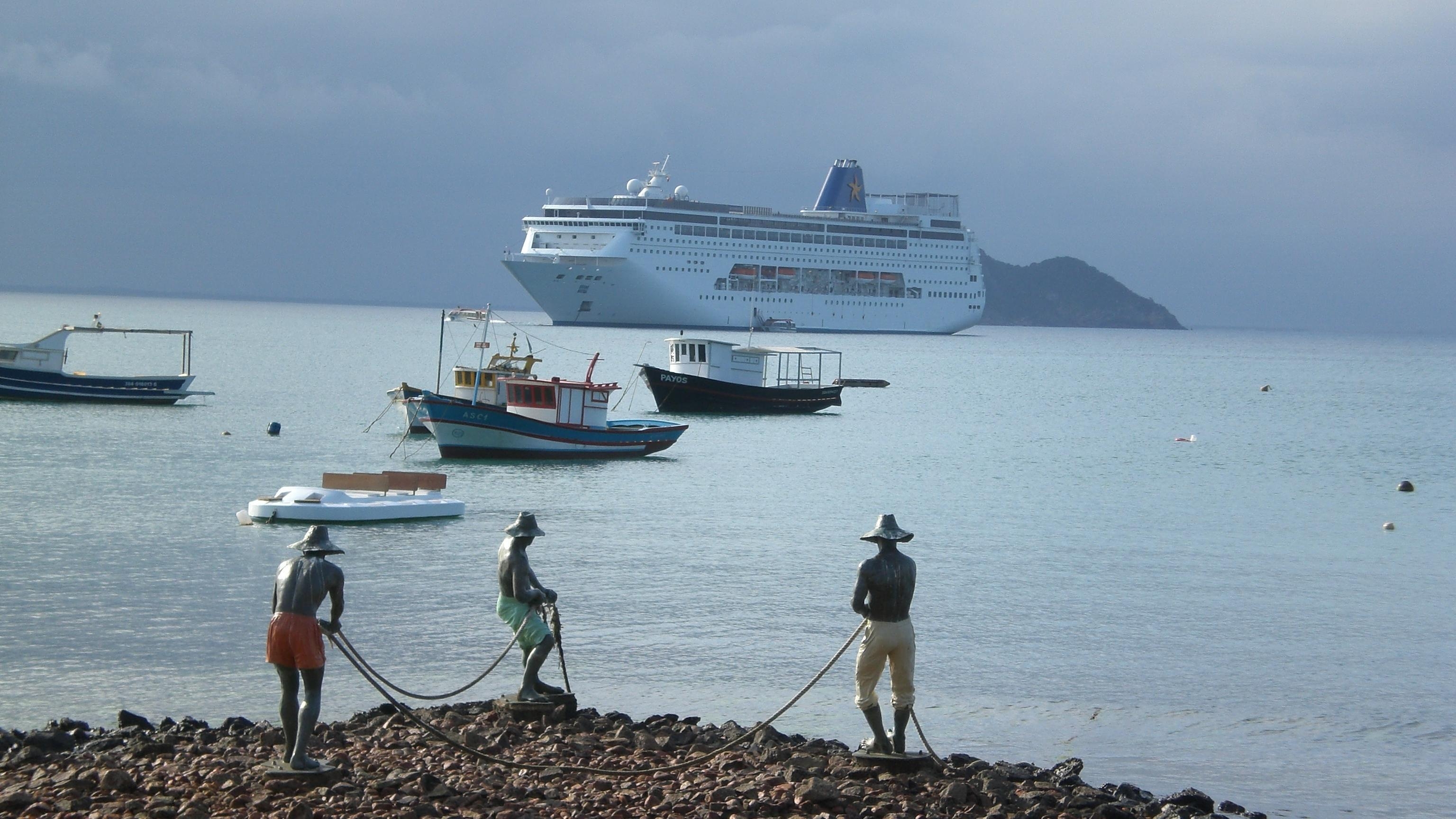 3080x1730 Wallpaper buzios, brazil, cruize ship, ship, ocean liner, sea, ocean, Desktop