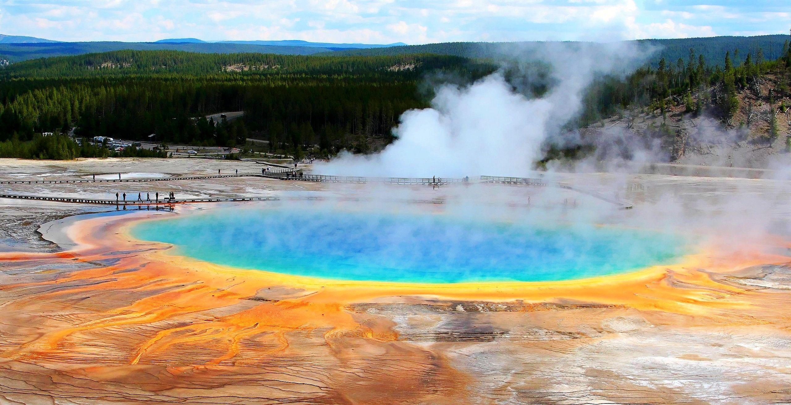 2560x1320 yellowstone national park, Desktop