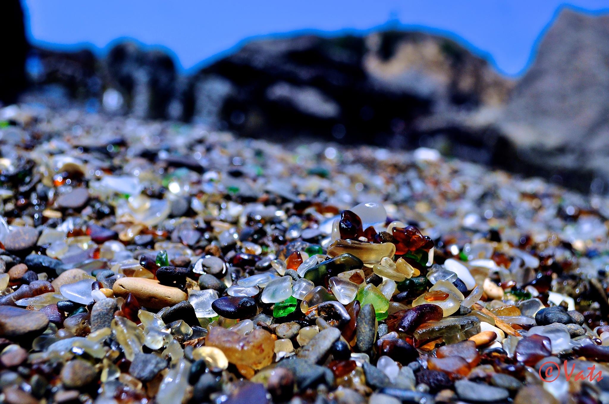 2050x1360 Glass Beach 4K, Desktop