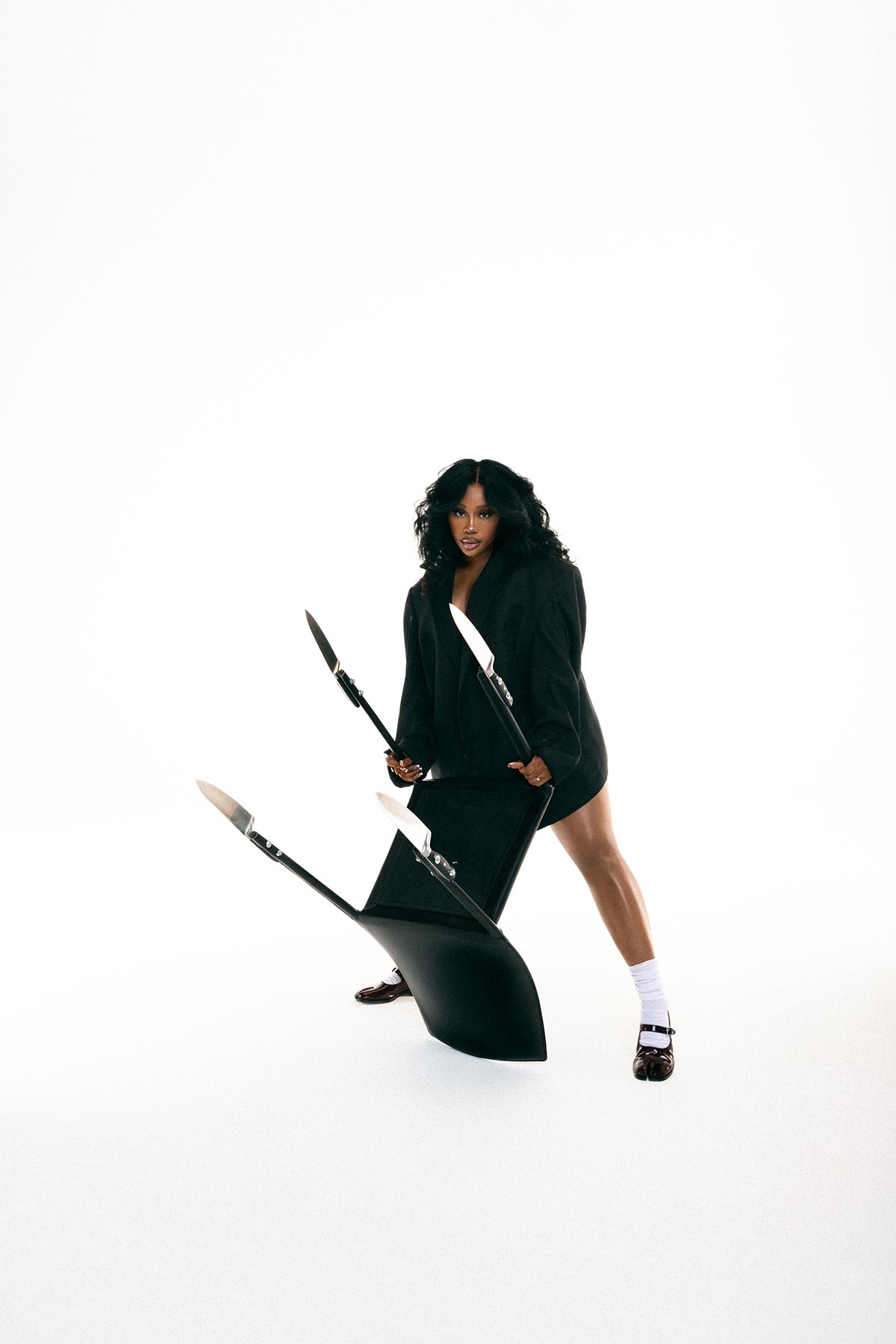 1200x1800 SZA announces 'SOS' arena tour, Phone