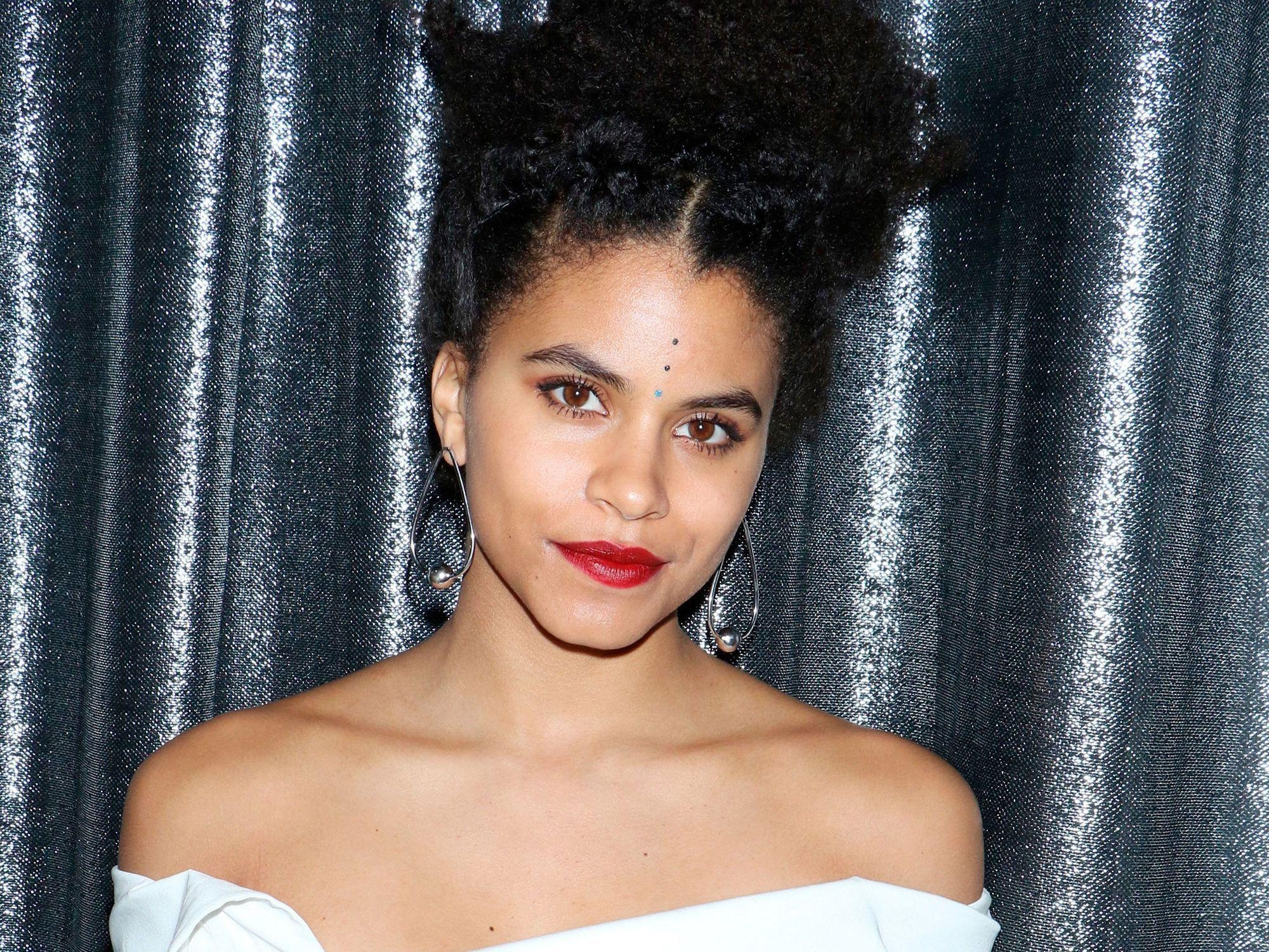 2000x1500 Zazie Beetz Domino Deadpool 2 Costume Photo Reveal, Desktop