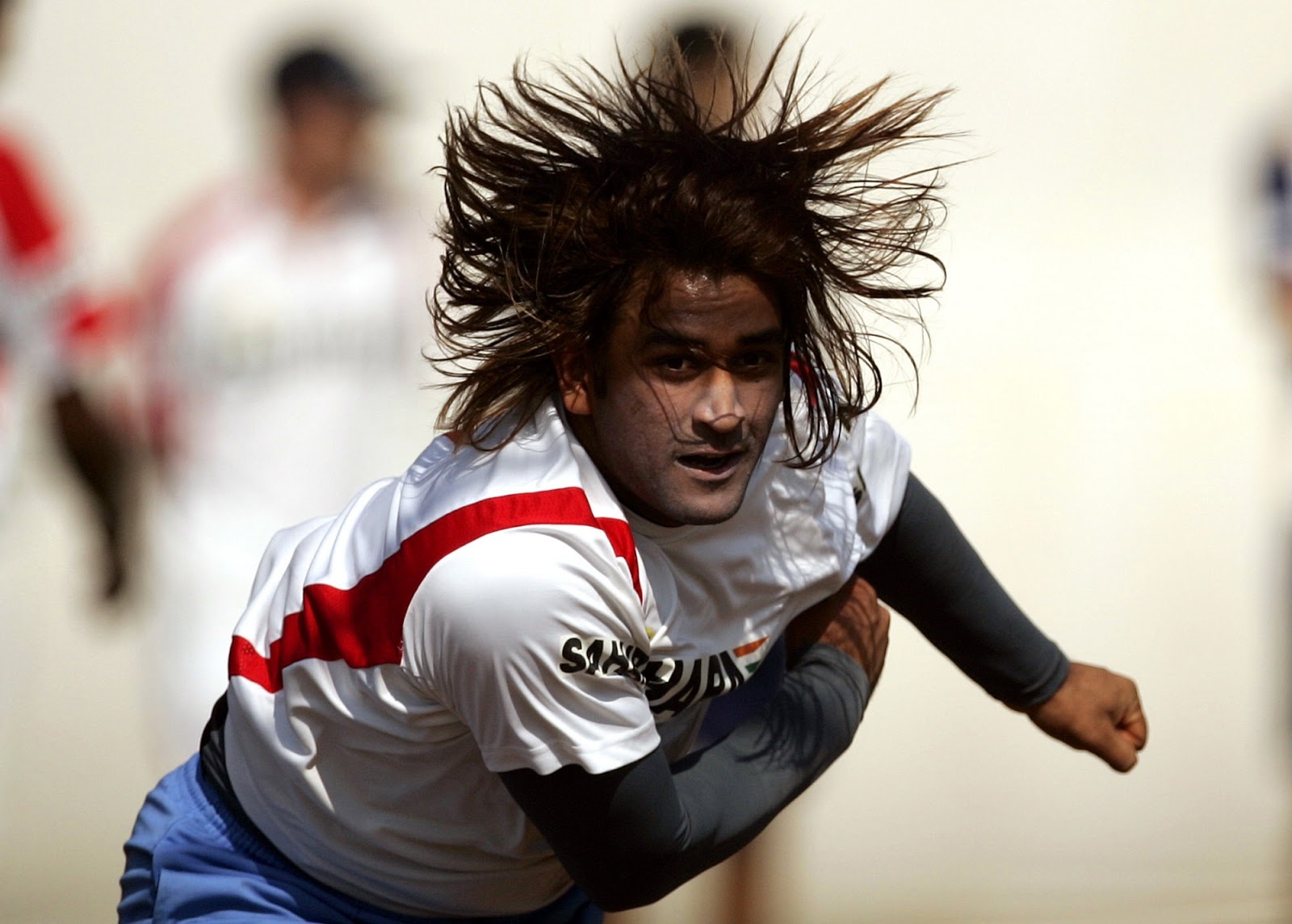 1600x1150 Msd HD Wallpaper Dhoni With Long Hair Wallpaper & Background Download, Desktop