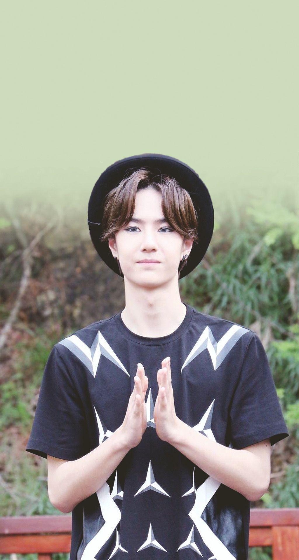 1030x1920 K Pop Wallpaper, Uniq Yibo Cute Wallpaper For @billykaplanmaximoff, Phone