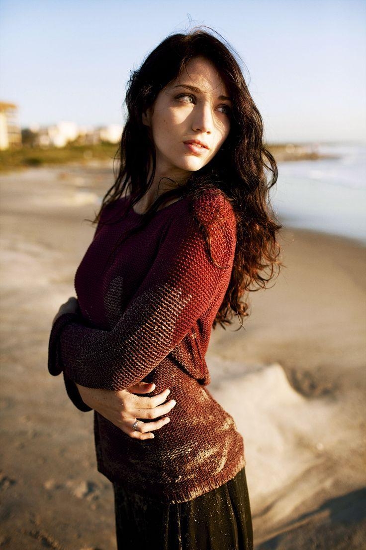 740x1110 best All Things Emily Rudd image. All things, Phone