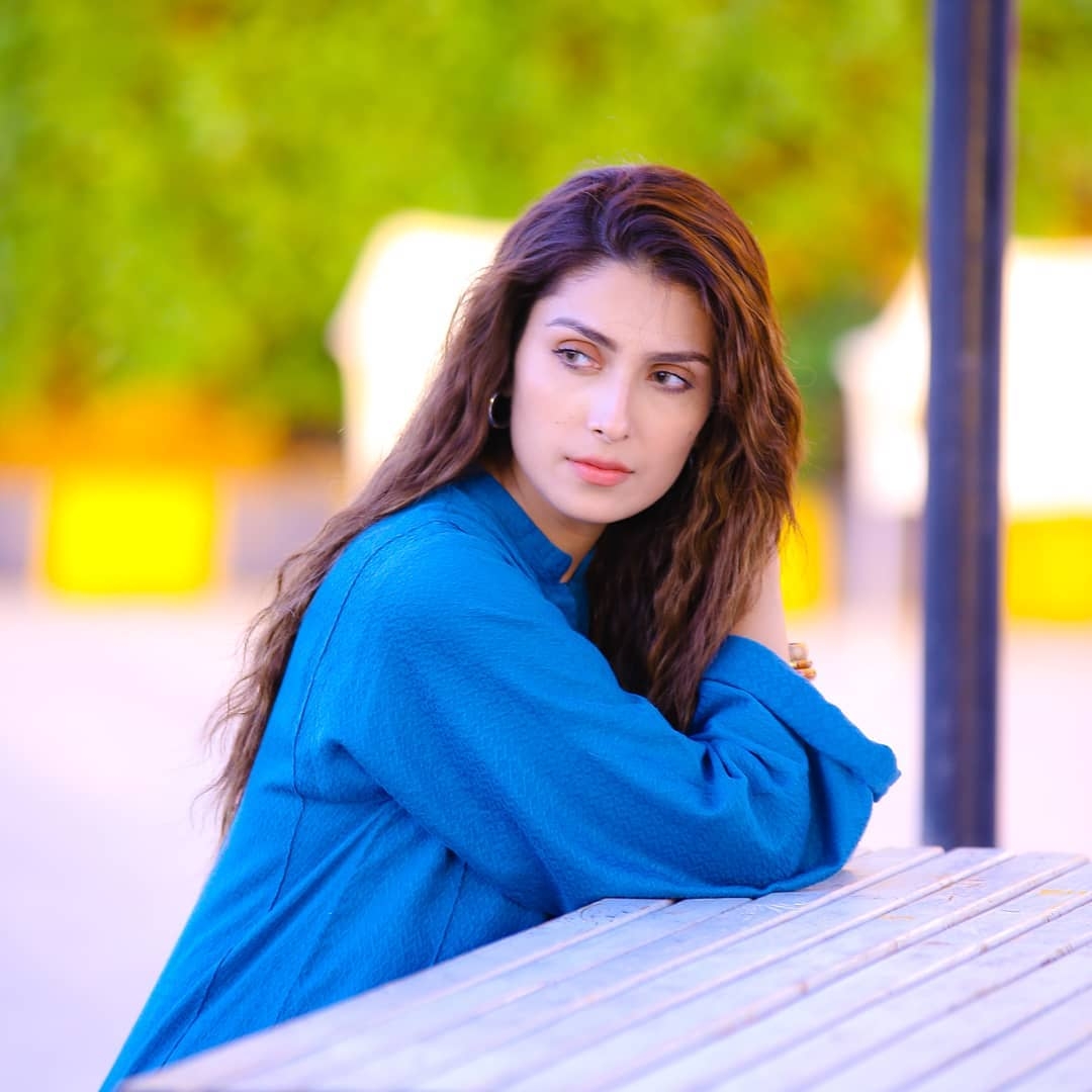 1080x1080 Awesome Photo Collection of Actress Ayeza Khan, Phone