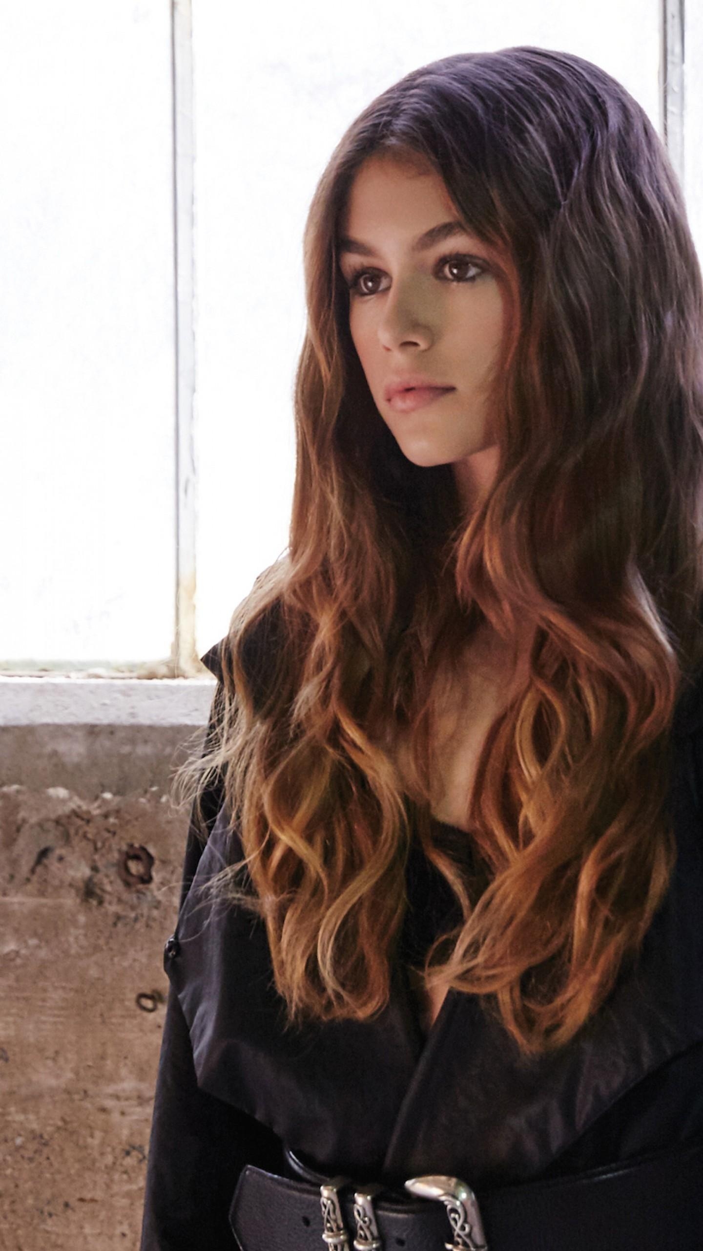 1440x2560 Wallpaper Kaia Gerber, Celebrities, Phone