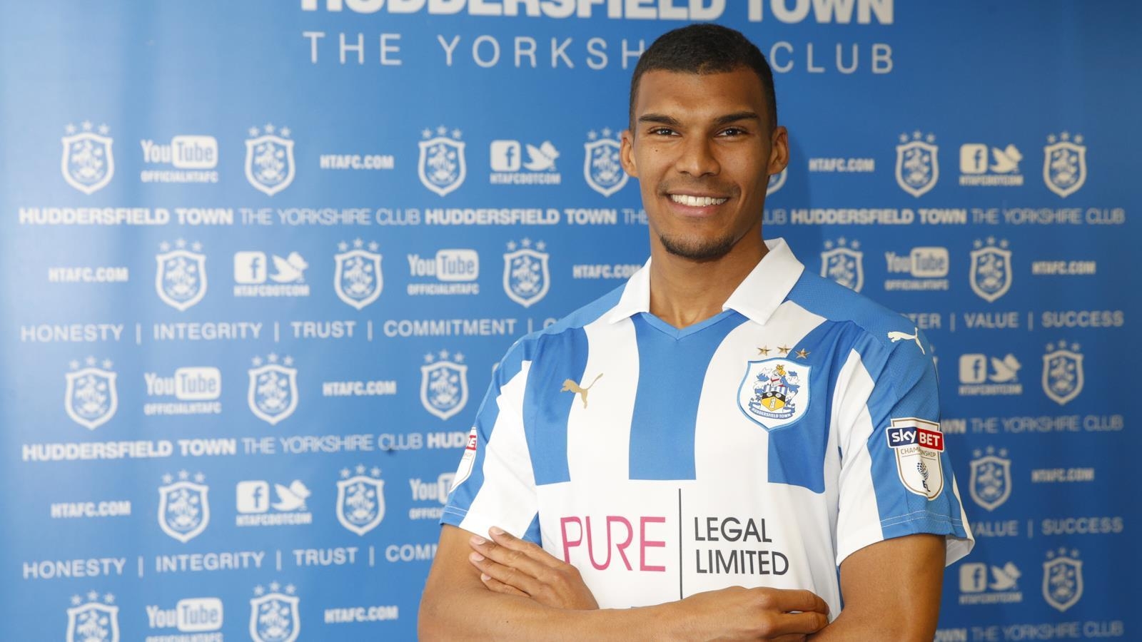 1600x900 TRANSFER: COLLIN QUANER JOINS HUDDERSFIELD TOWN, Desktop