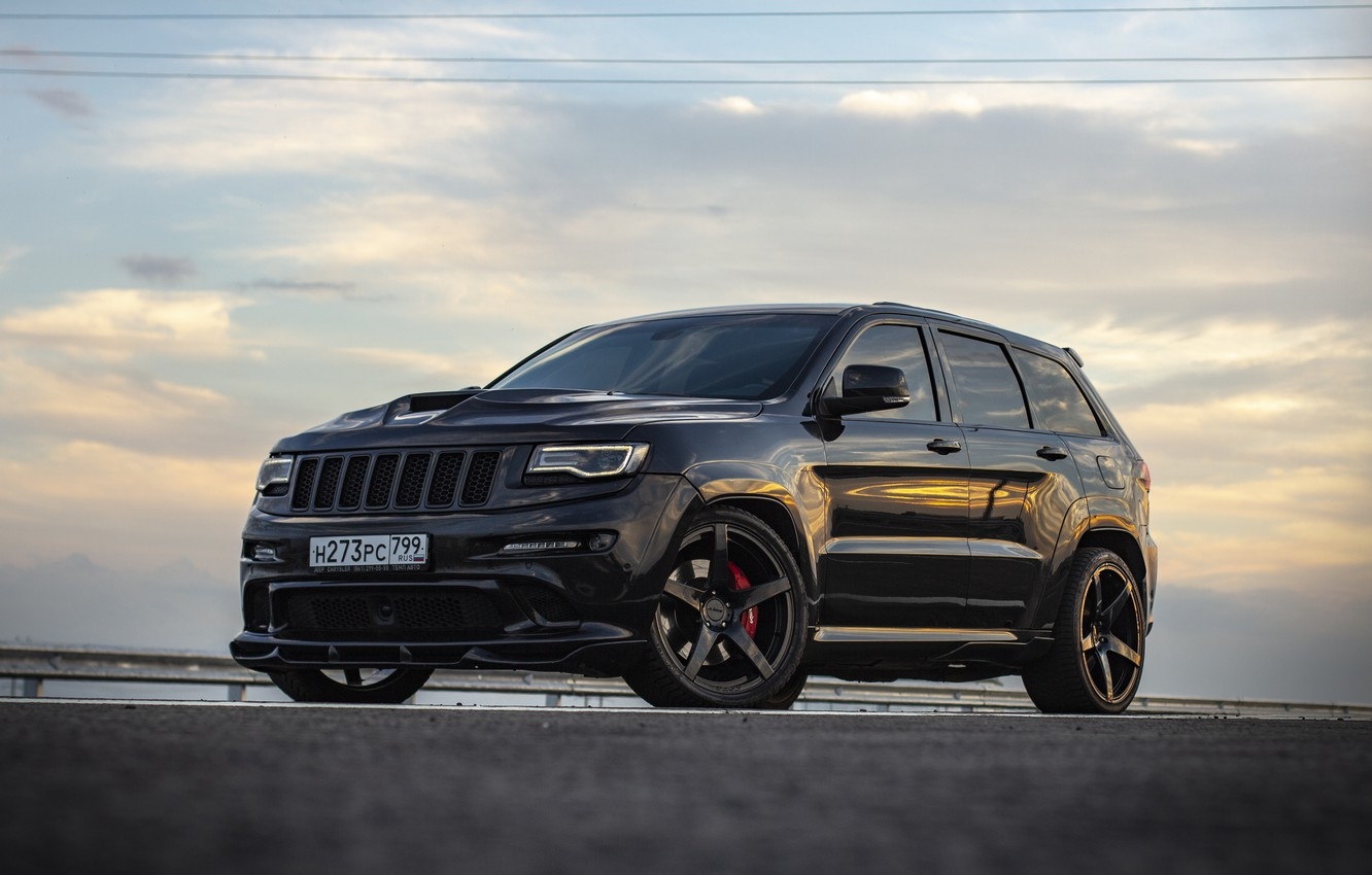 1340x850 Wallpaper road, sunset, srt, road, srt jeep, jeep grand cherokee, jeeper, jeep srt, ingushetia, Ingushetia, Nazran, nazran, high, Magas, trackhawk image for desktop, section jeep, Desktop