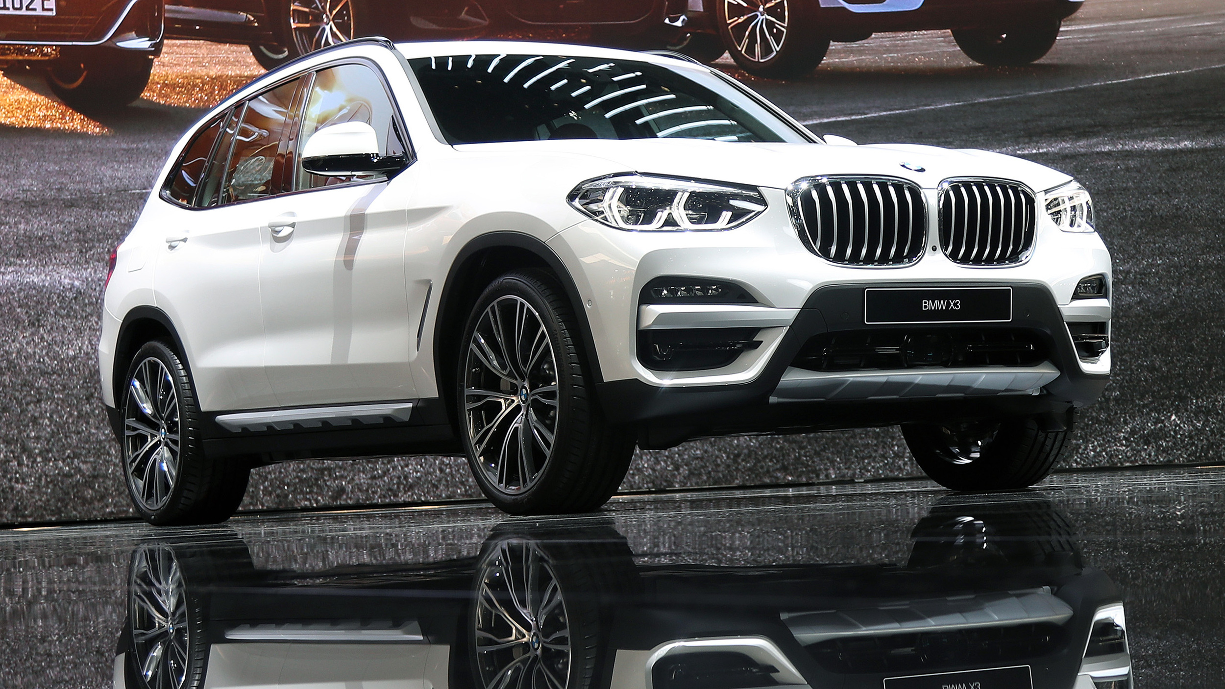 2500x1410 BMW X3 xDrive30e: Geneva 2019 Photo Gallery, Desktop