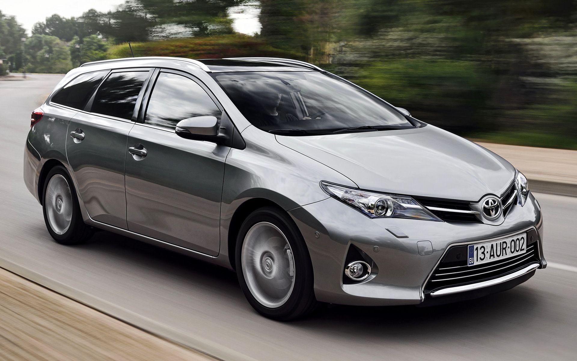 1920x1200 Toyota Auris Touring Sports (2013) Wallpaper and HD Image, Desktop