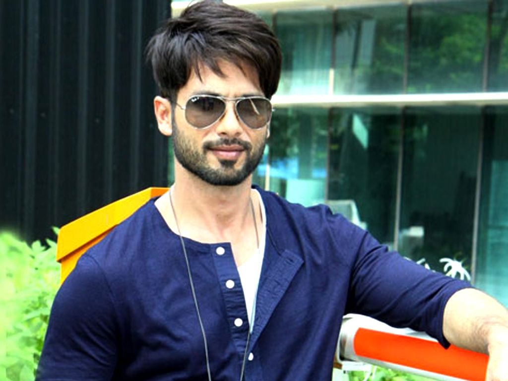 1030x770 Shahid Kapoor refutes rumours about Katrina Kaif in Batti Gul, Desktop