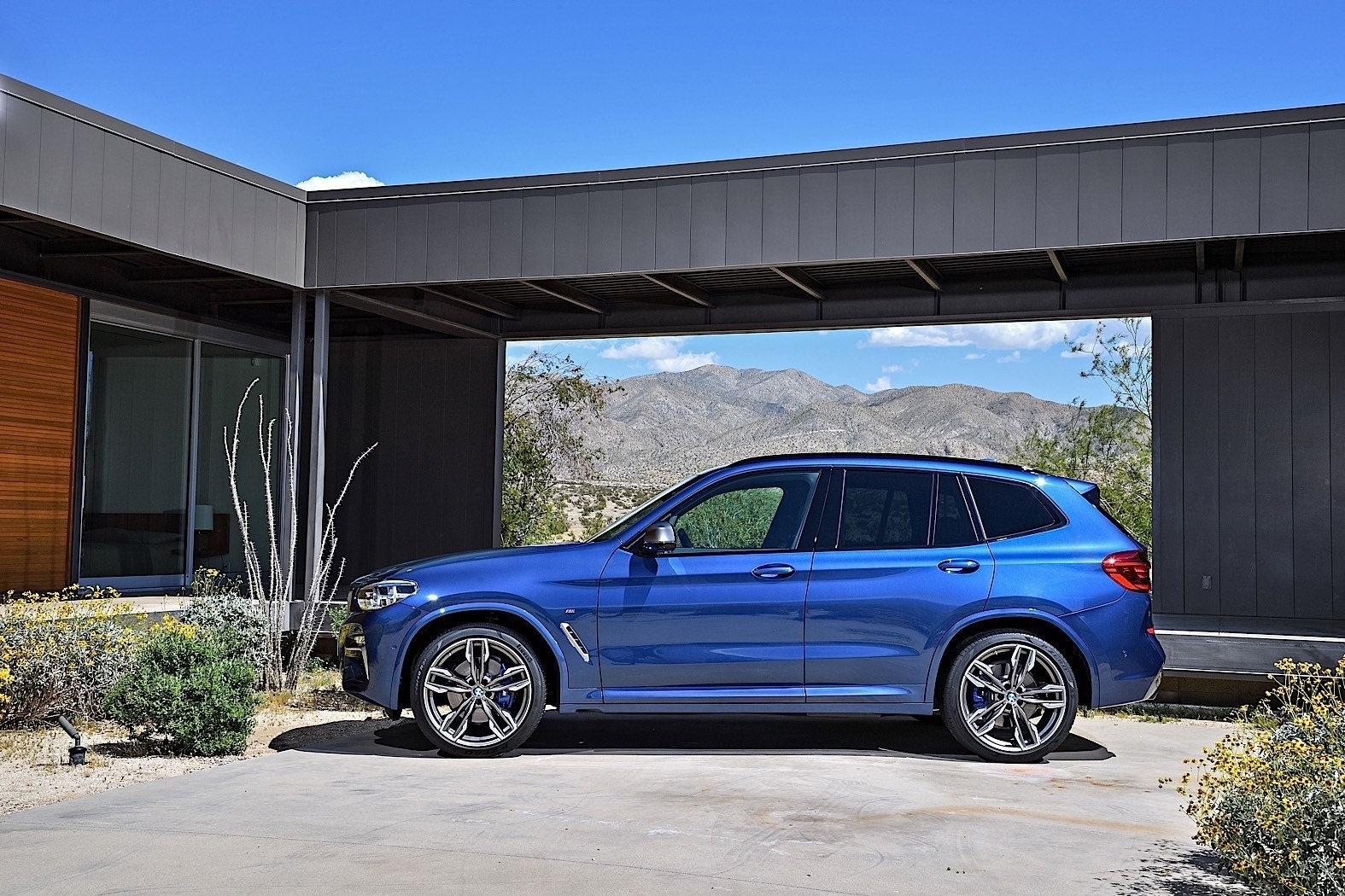 1580x1050 BMW iX3 Top High Resolution Image, Desktop